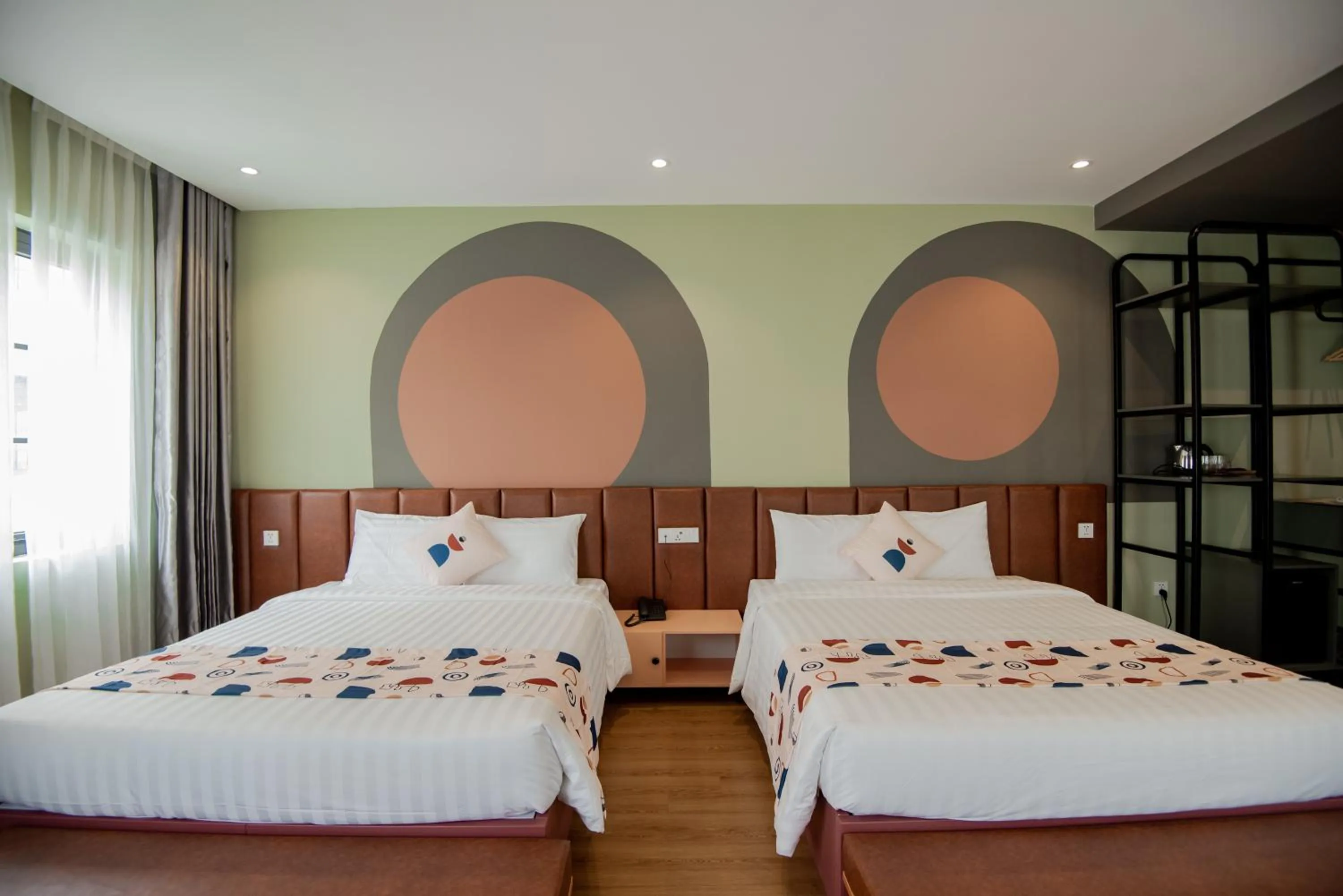 Photo of the whole room, Bed in Palette Collect's Boutique Hotel Ha Long