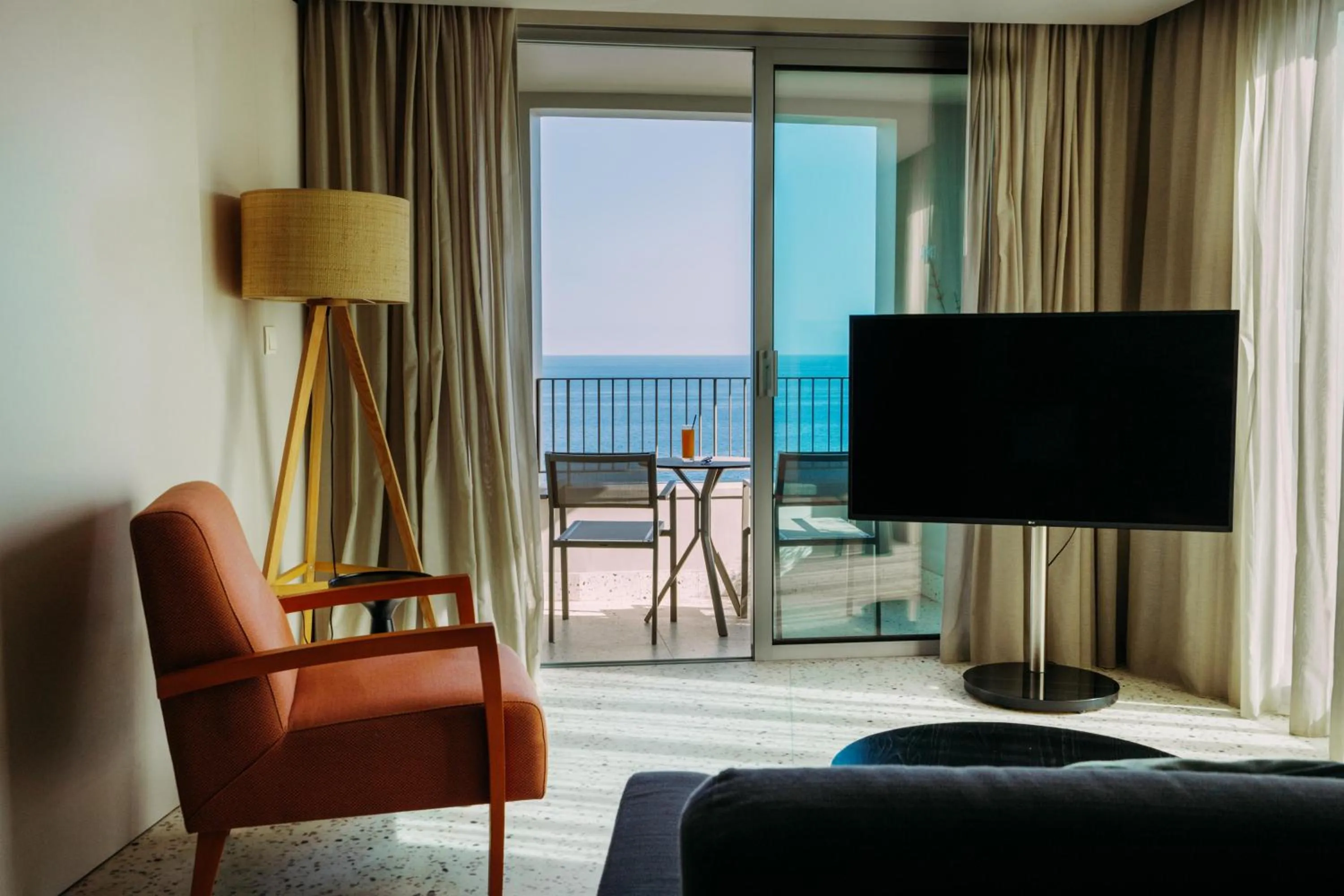 Natural landscape in NEXT - by Savoy Signature