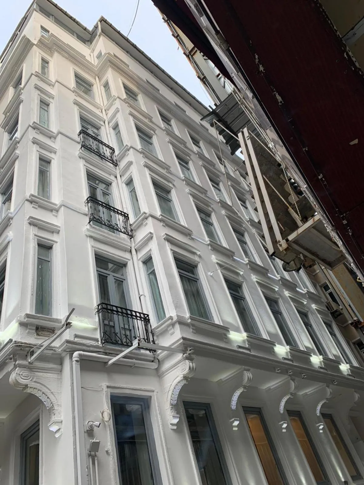 Facade/entrance in Taksim Galatist Hotel