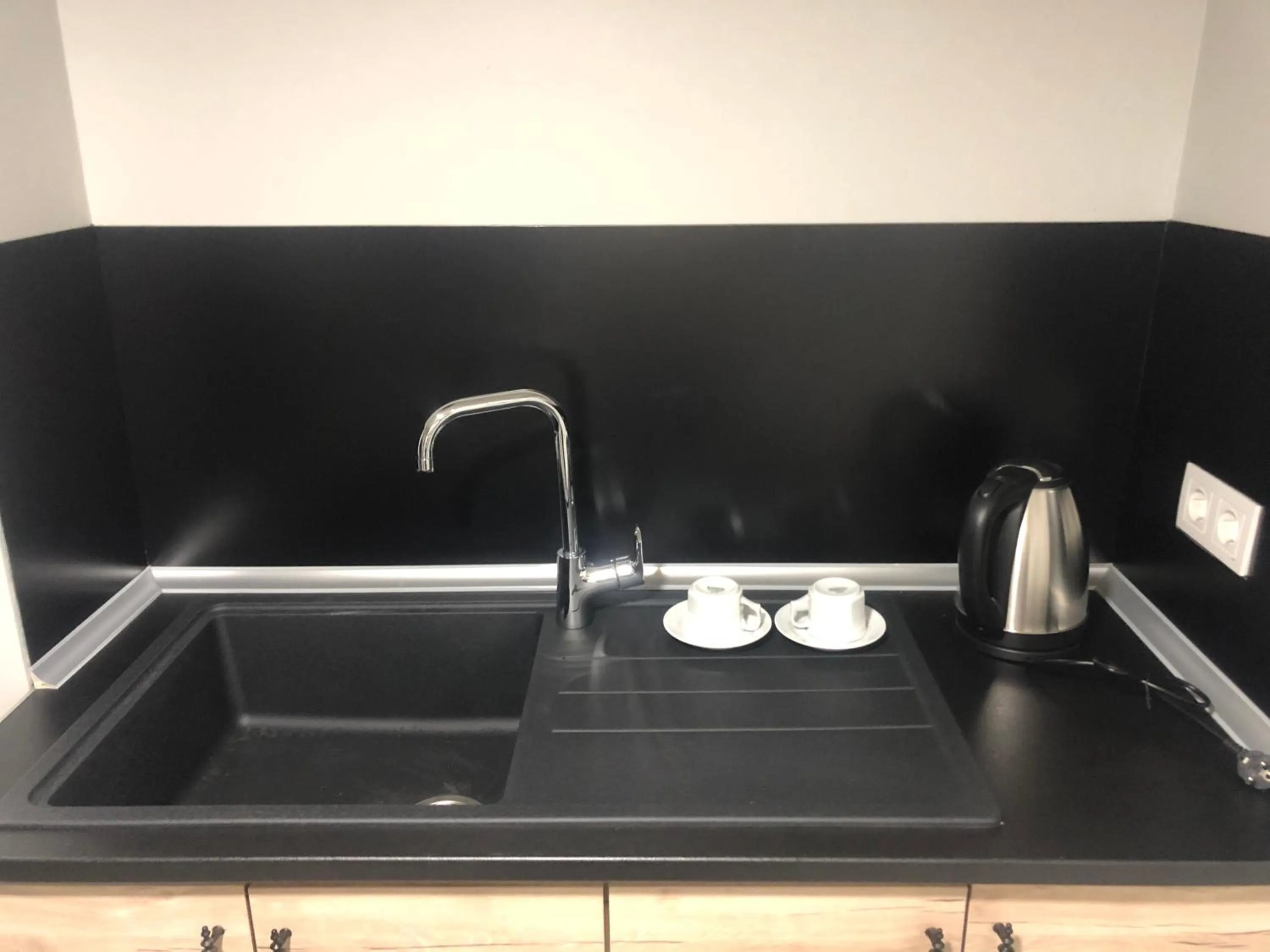 Kitchen or kitchenette in Taksim Galatist Hotel