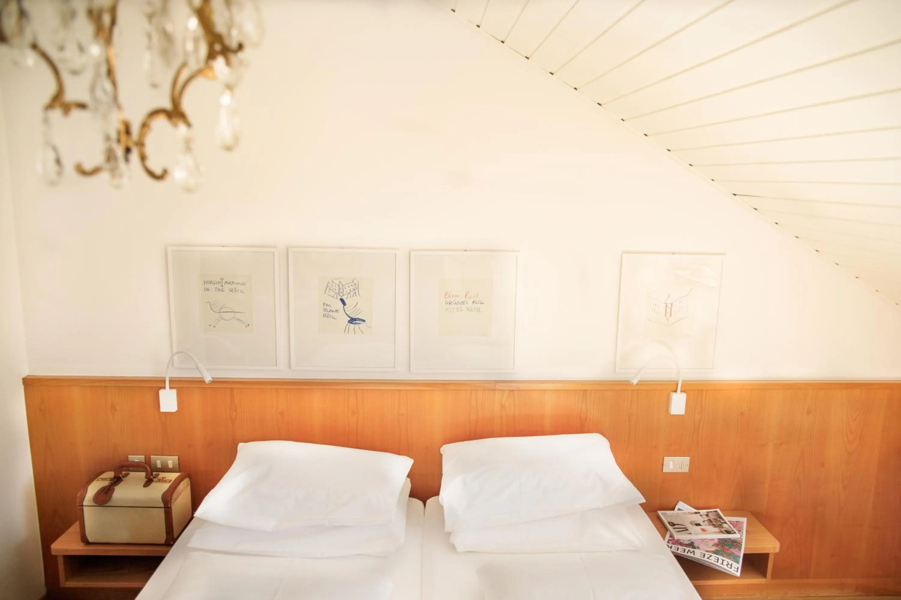 Bed in Weisses Rössl