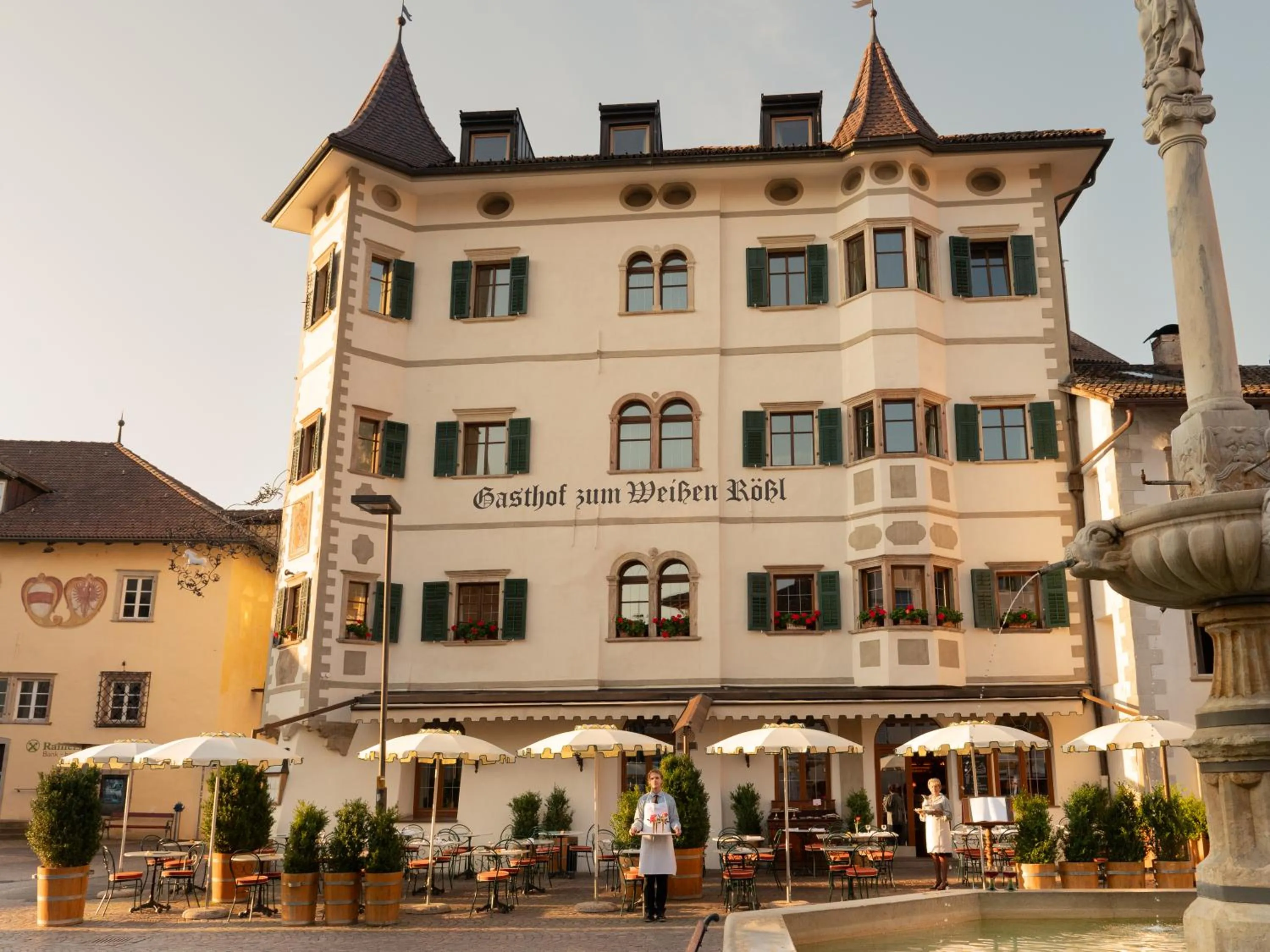 Property building in Weisses Rössl