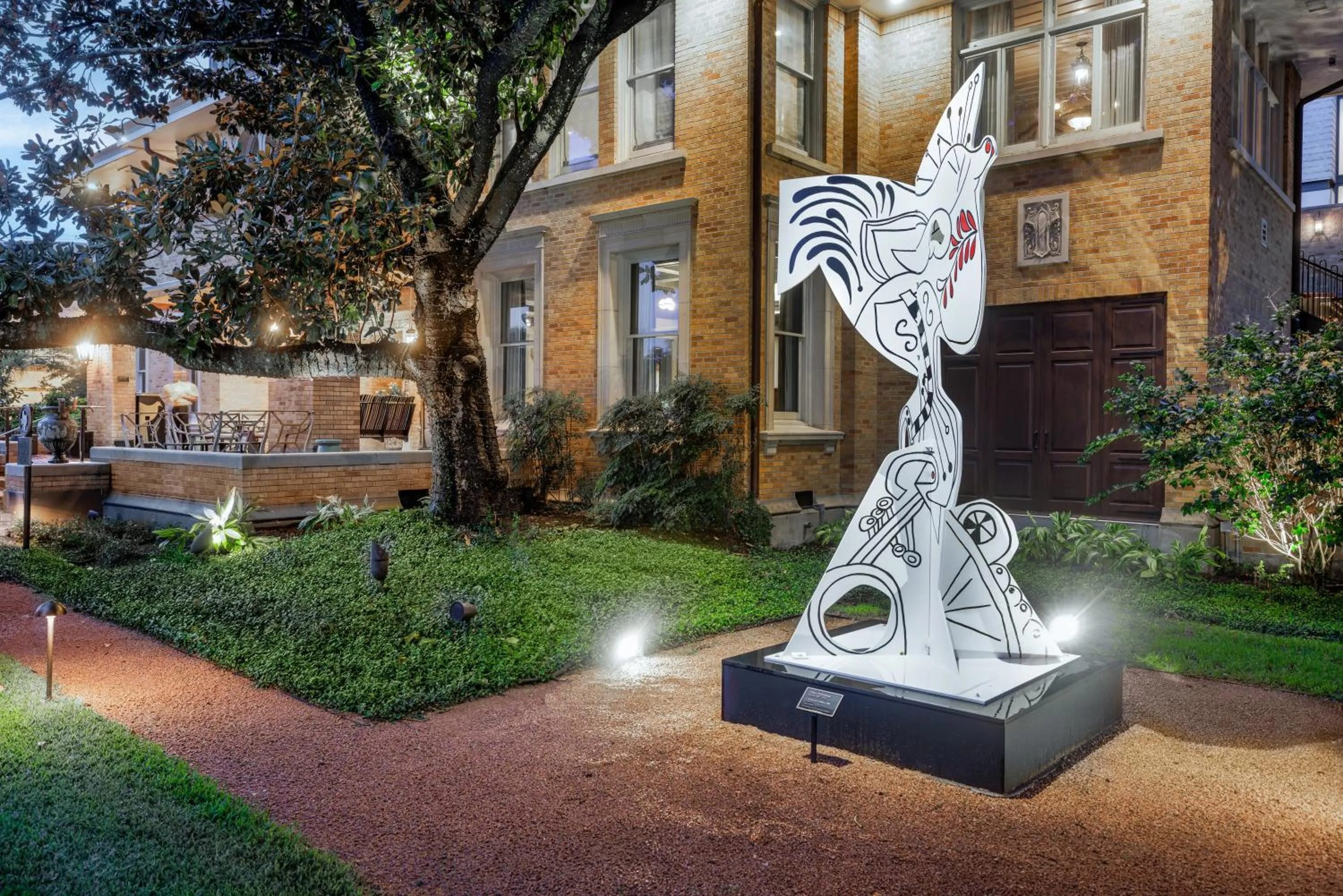Facade/entrance in La Colombe d'Or Hotel