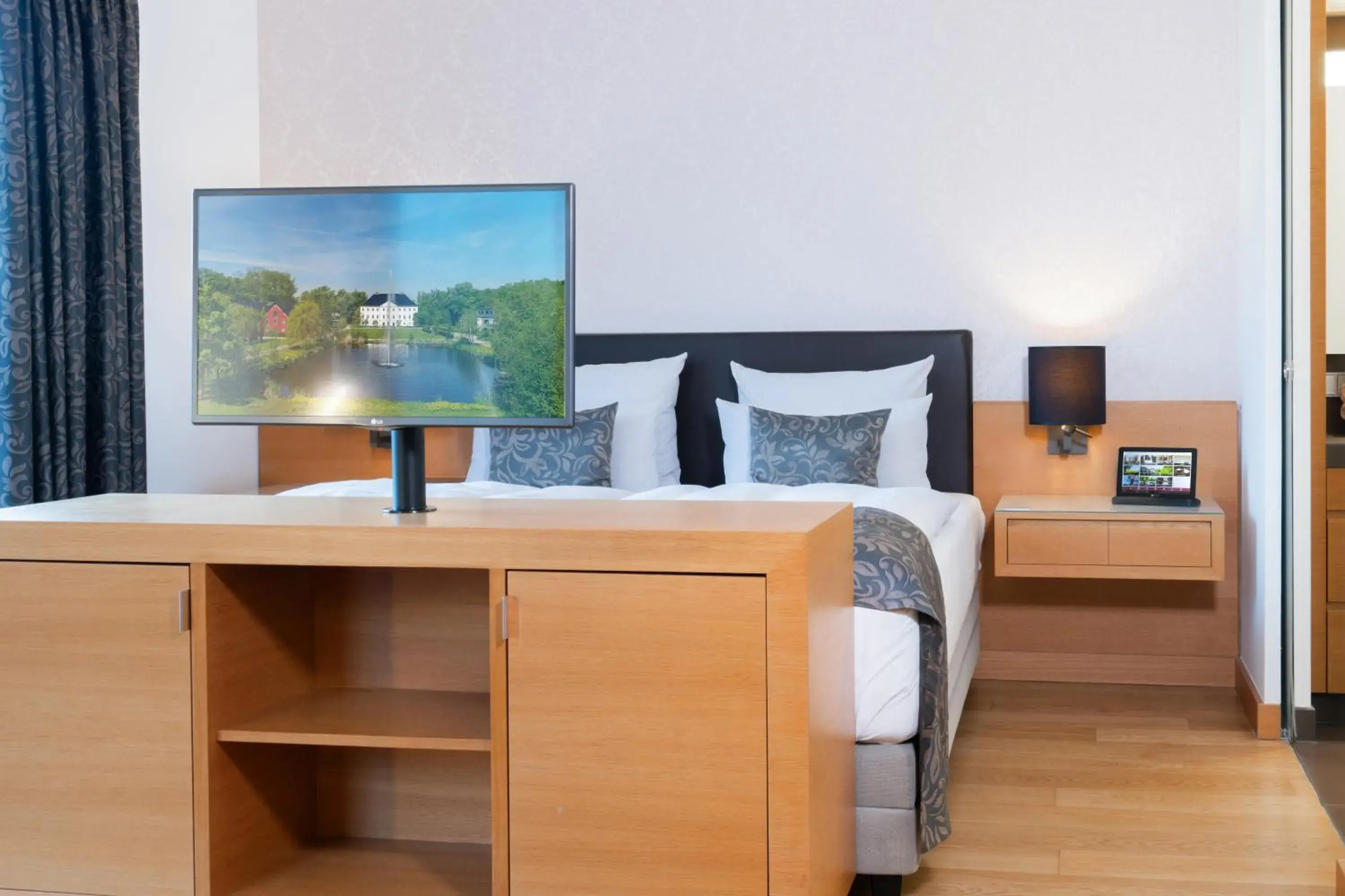 Superior Room in Schlossgut Gross Schwansee Superior Room in Schlossgut Gross Schwansee