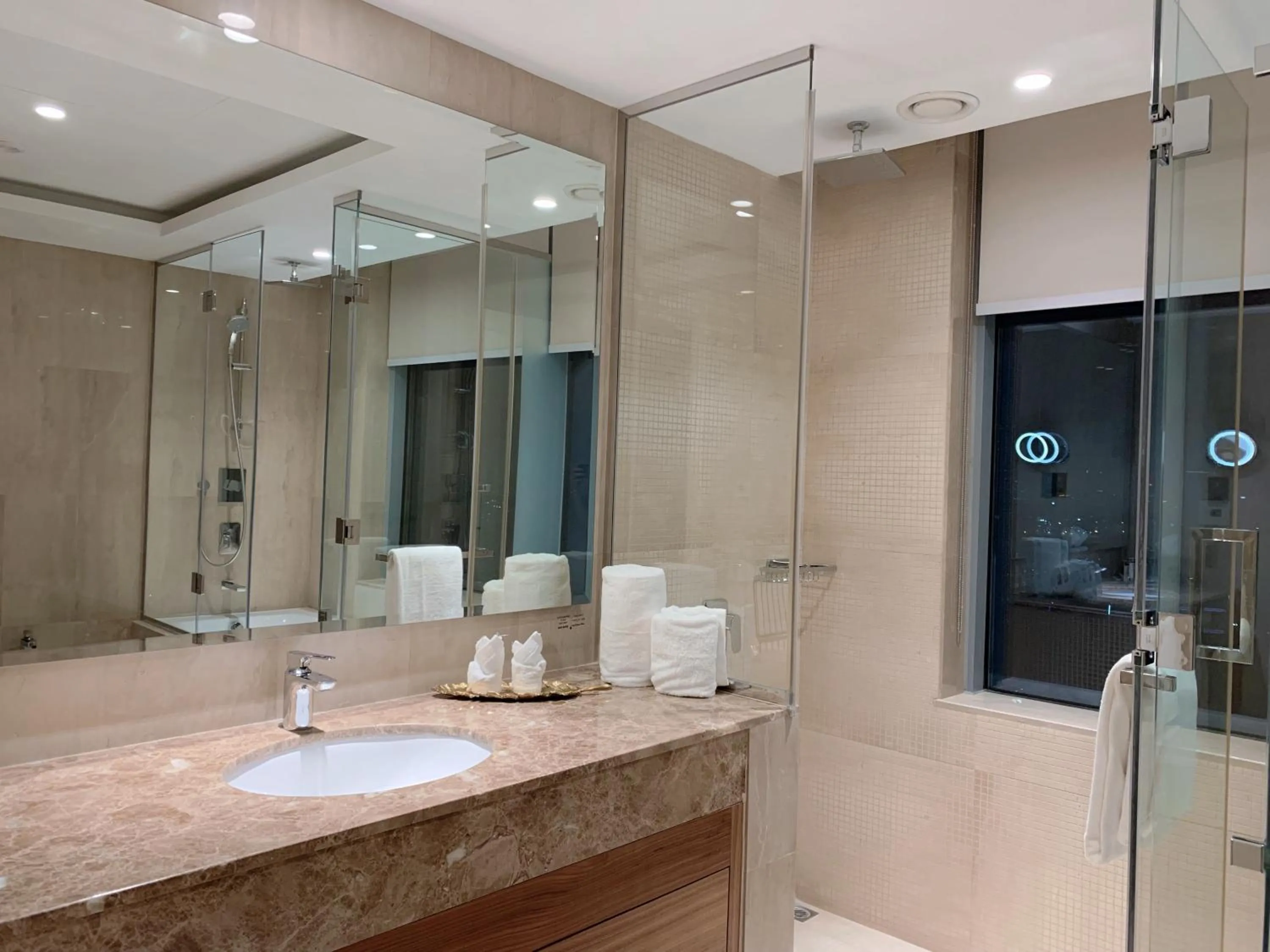 Bathroom in Grand Swiss-Belhotel Waterfront Seef