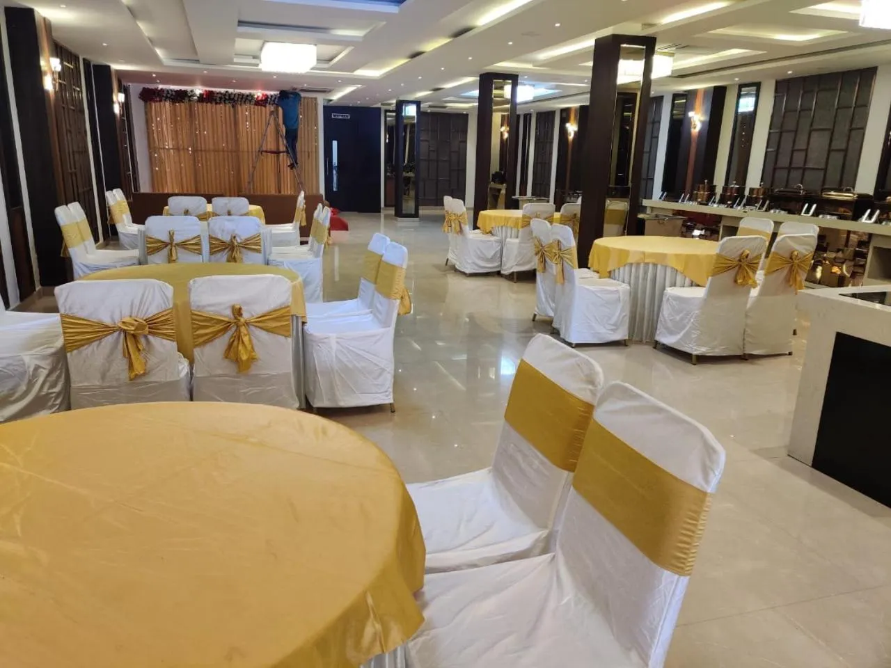 Banquet/Function facilities in Paras inn