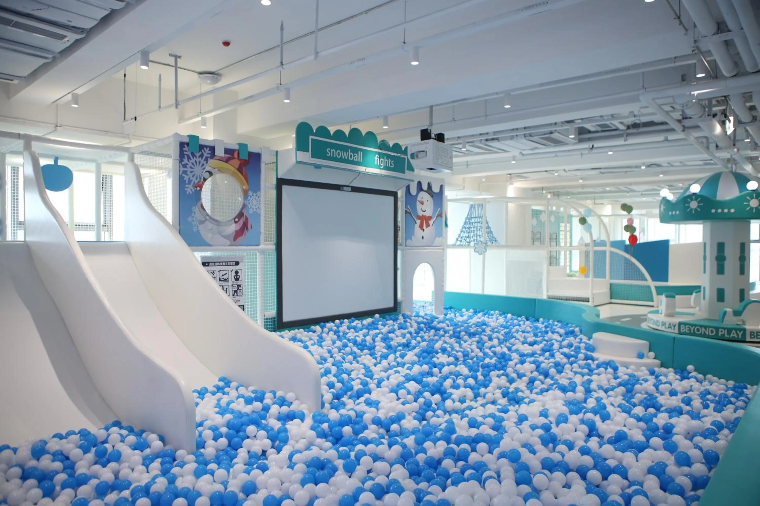 Kids's club in Grand Bay Hotel Chengdu