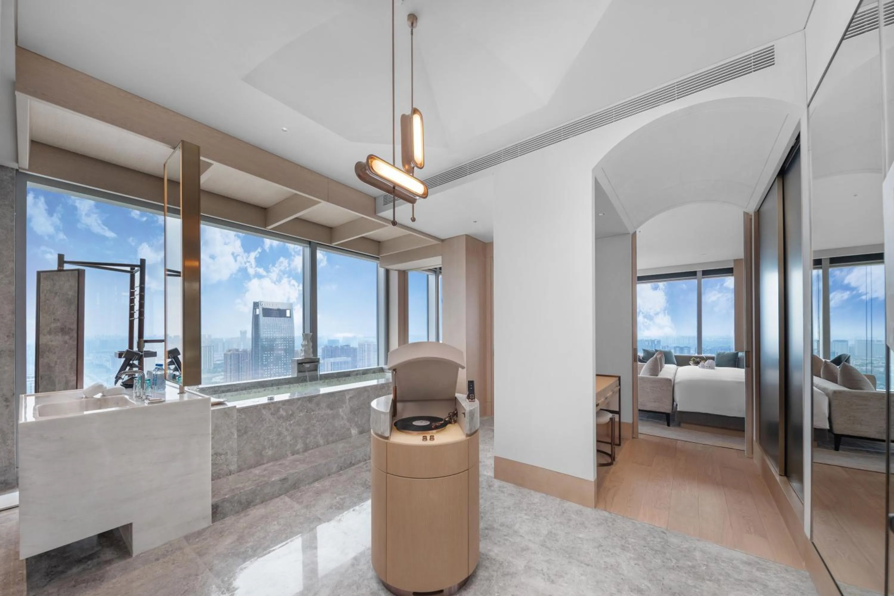 Bed in Grand Bay Hotel Chengdu