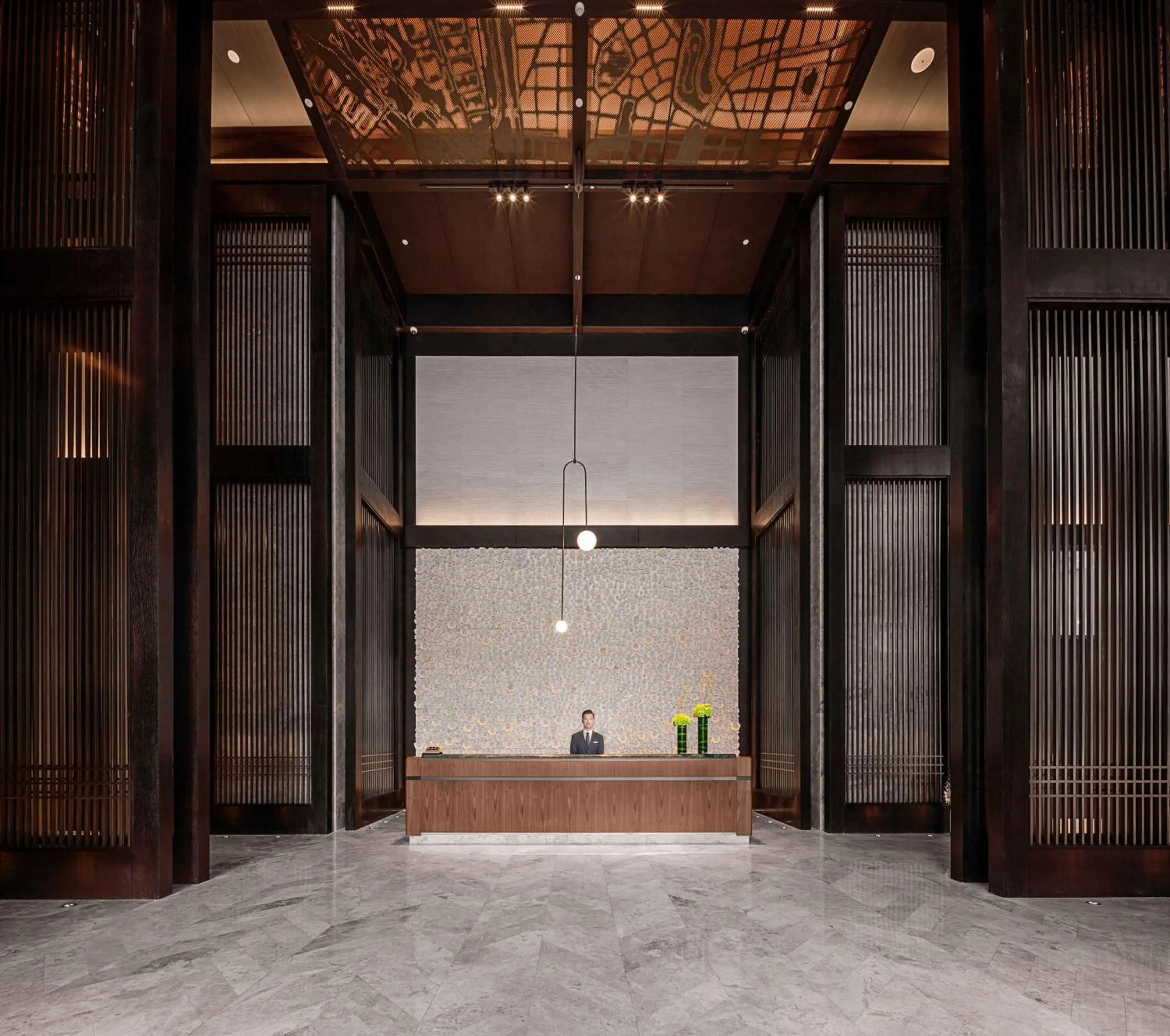 concierge in Grand Bay Hotel Chengdu