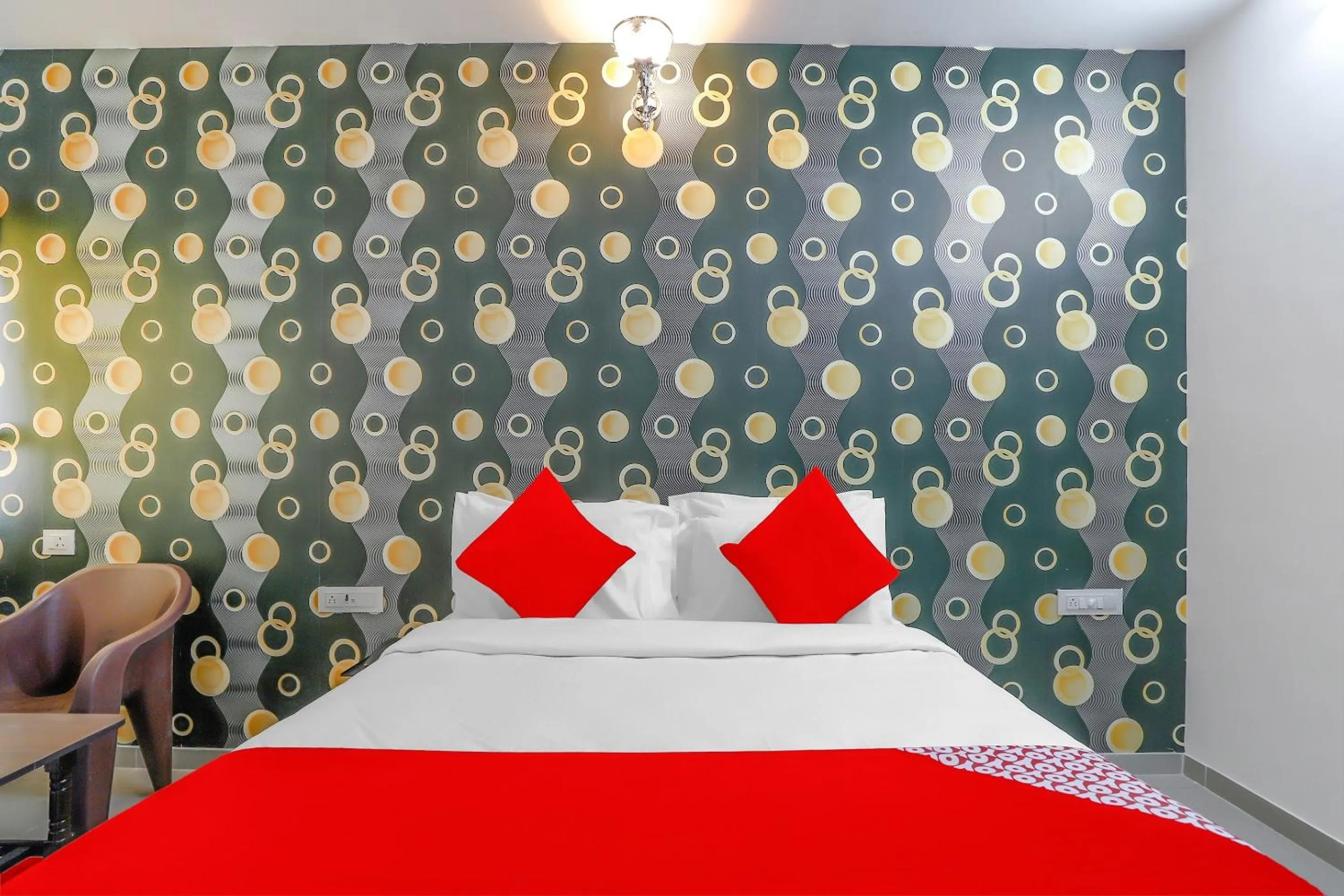 Bedroom, Bed in Super Hotel O Shiva