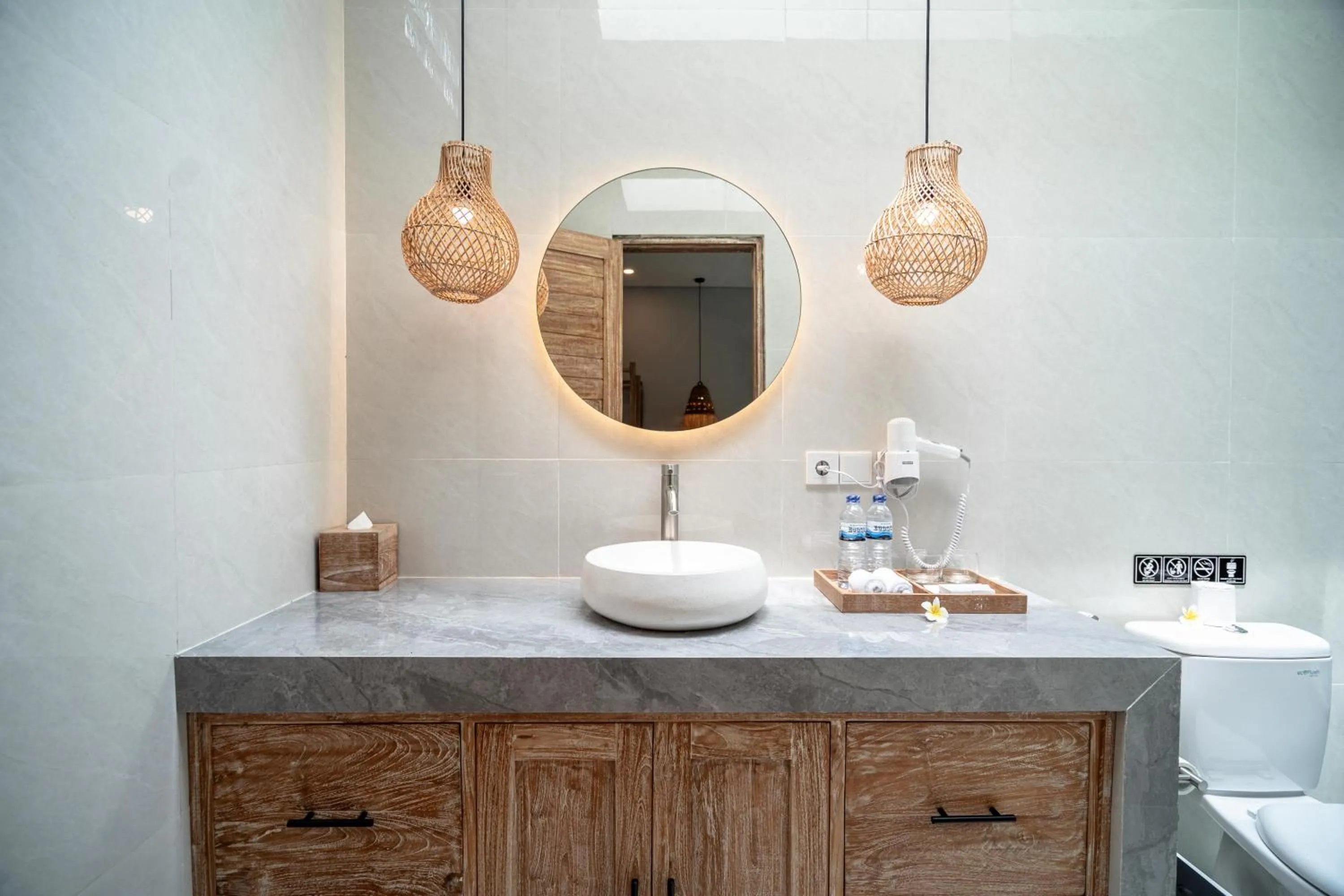 Bathroom in The Eight Villa & Rooms Bali - Seminyak