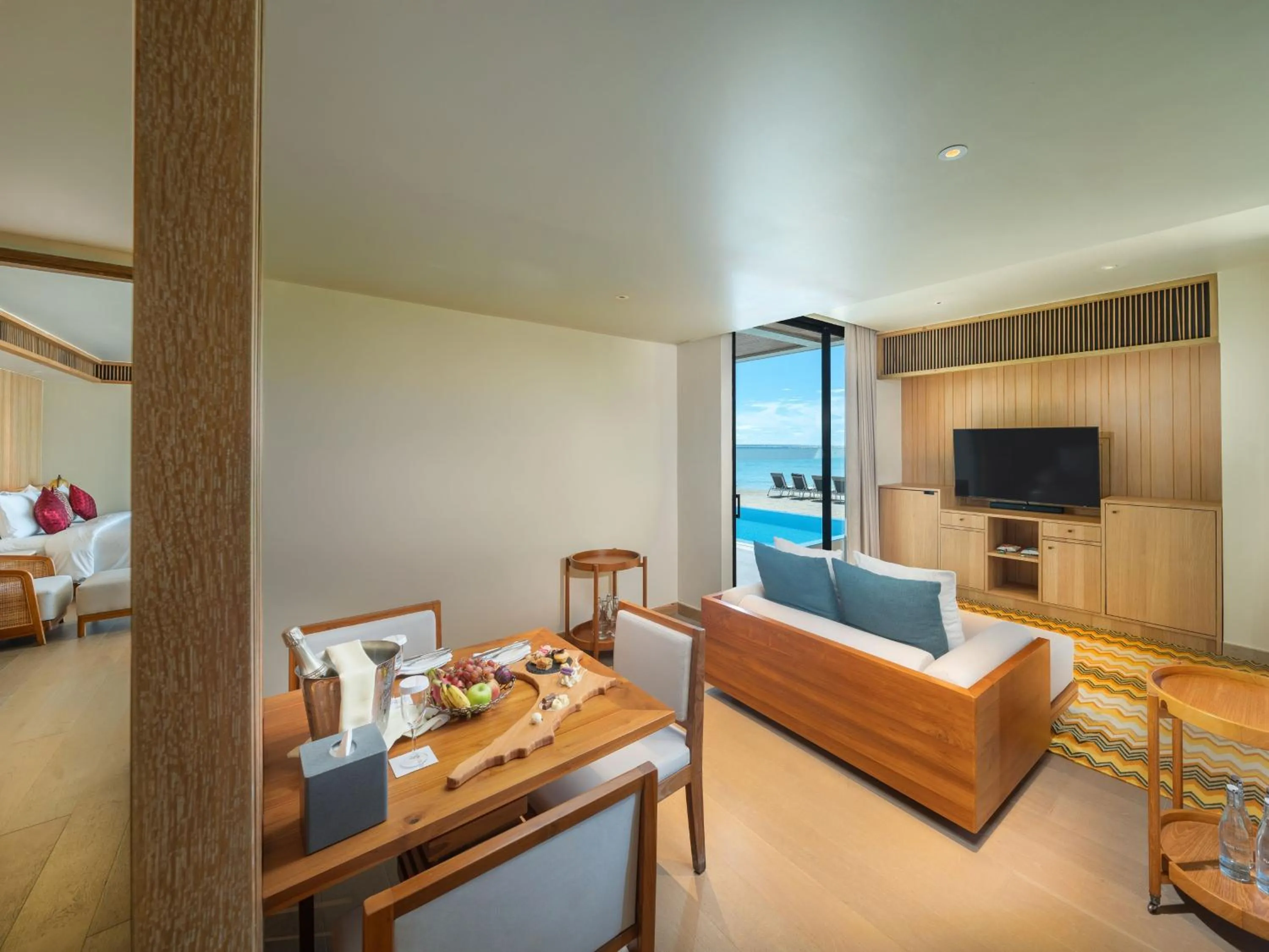 TV and multimedia in Kuda Villingili Maldives, Free Return Transfers 03 nights & above