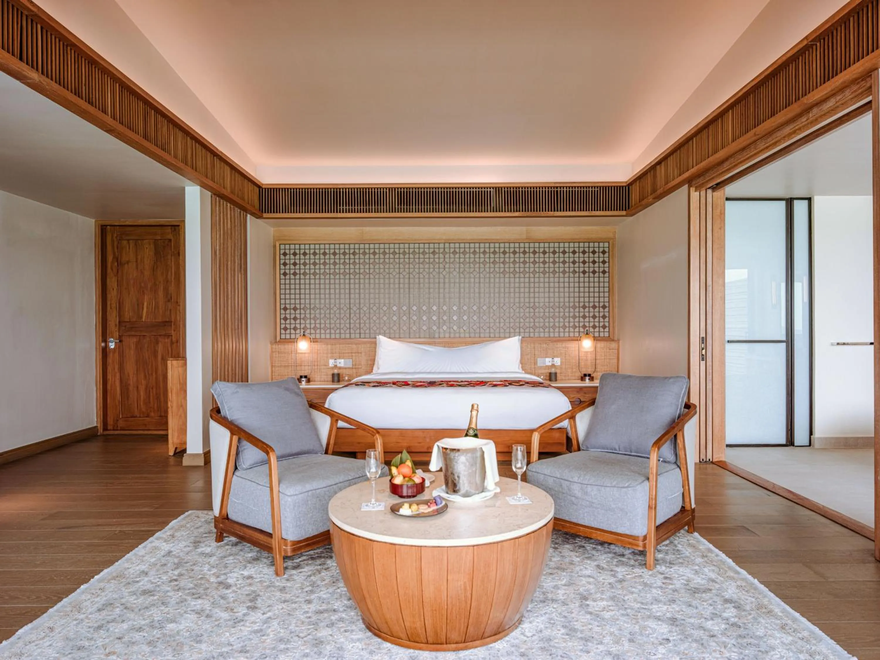 Bed in Kuda Villingili Maldives, Free Return Transfers 03 nights & above