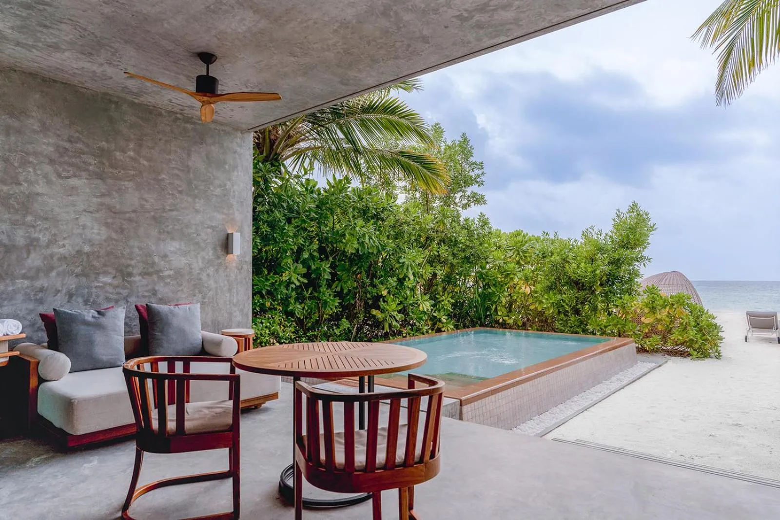 Balcony/Terrace in Kuda Villingili Maldives, Free Return Transfers 03 nights & above