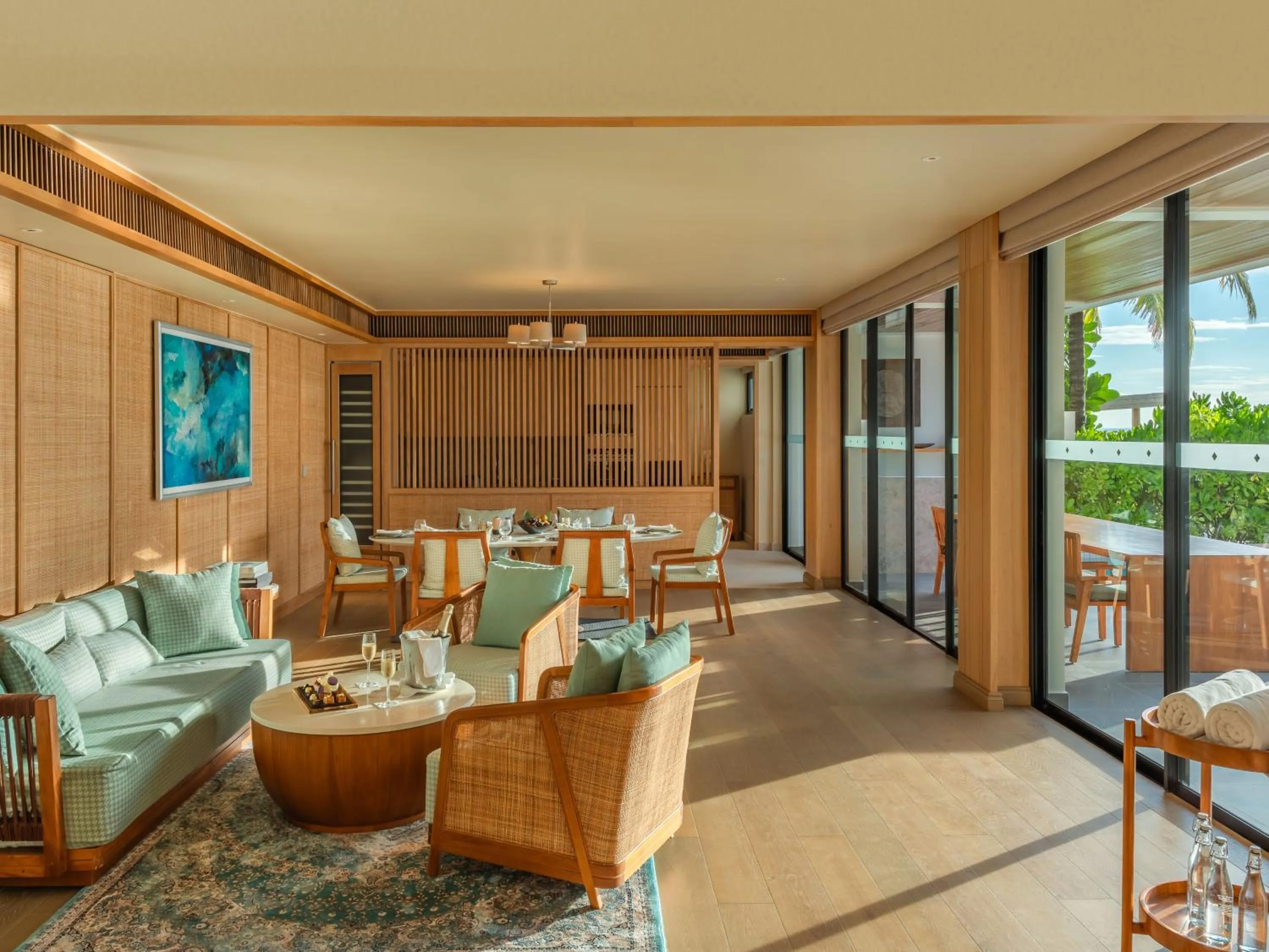 Living room in Kuda Villingili Maldives, Free Return Transfers 03 nights & above