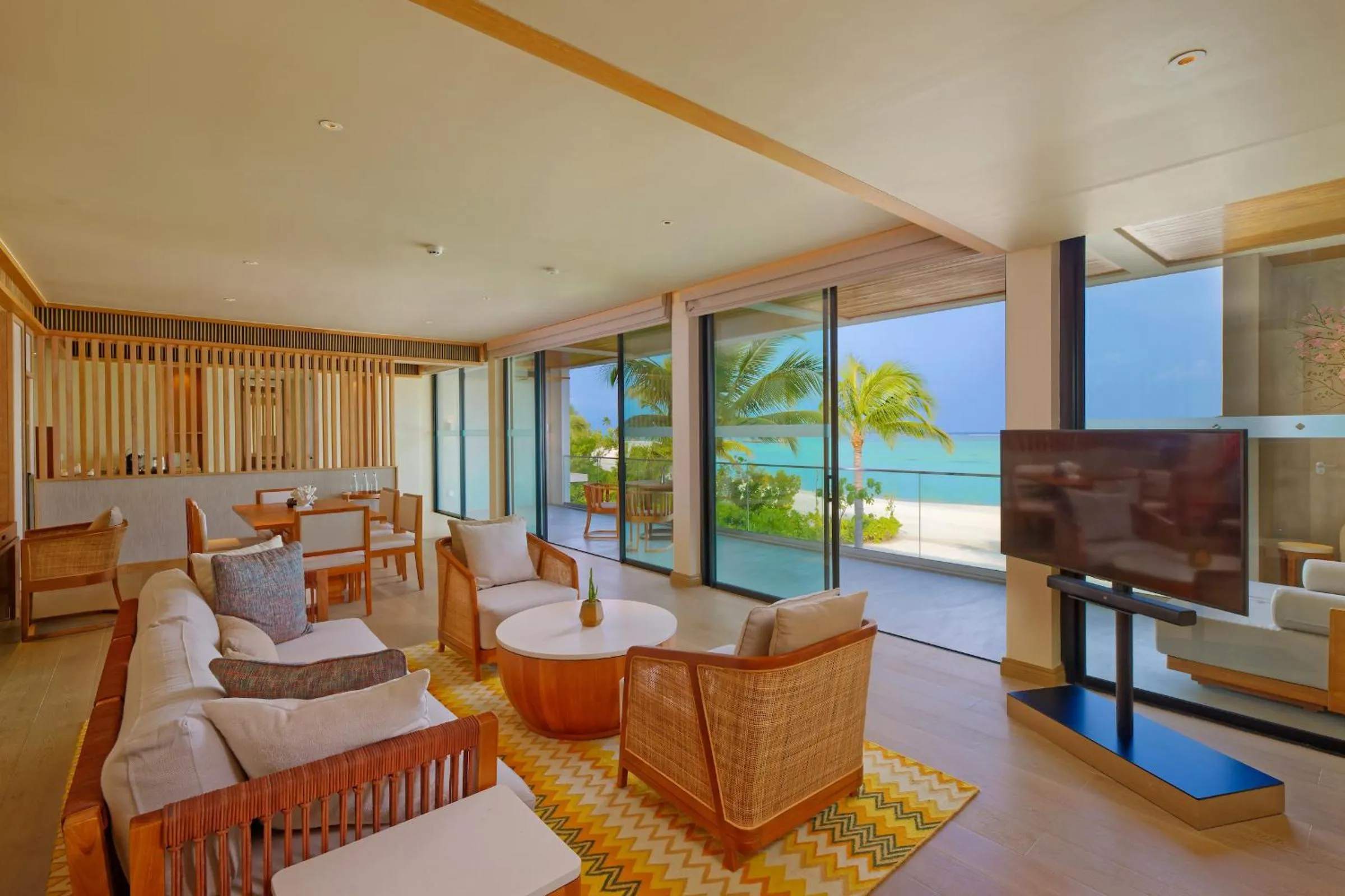 Living room in Kuda Villingili Maldives, Free Return Transfers 03 nights & above