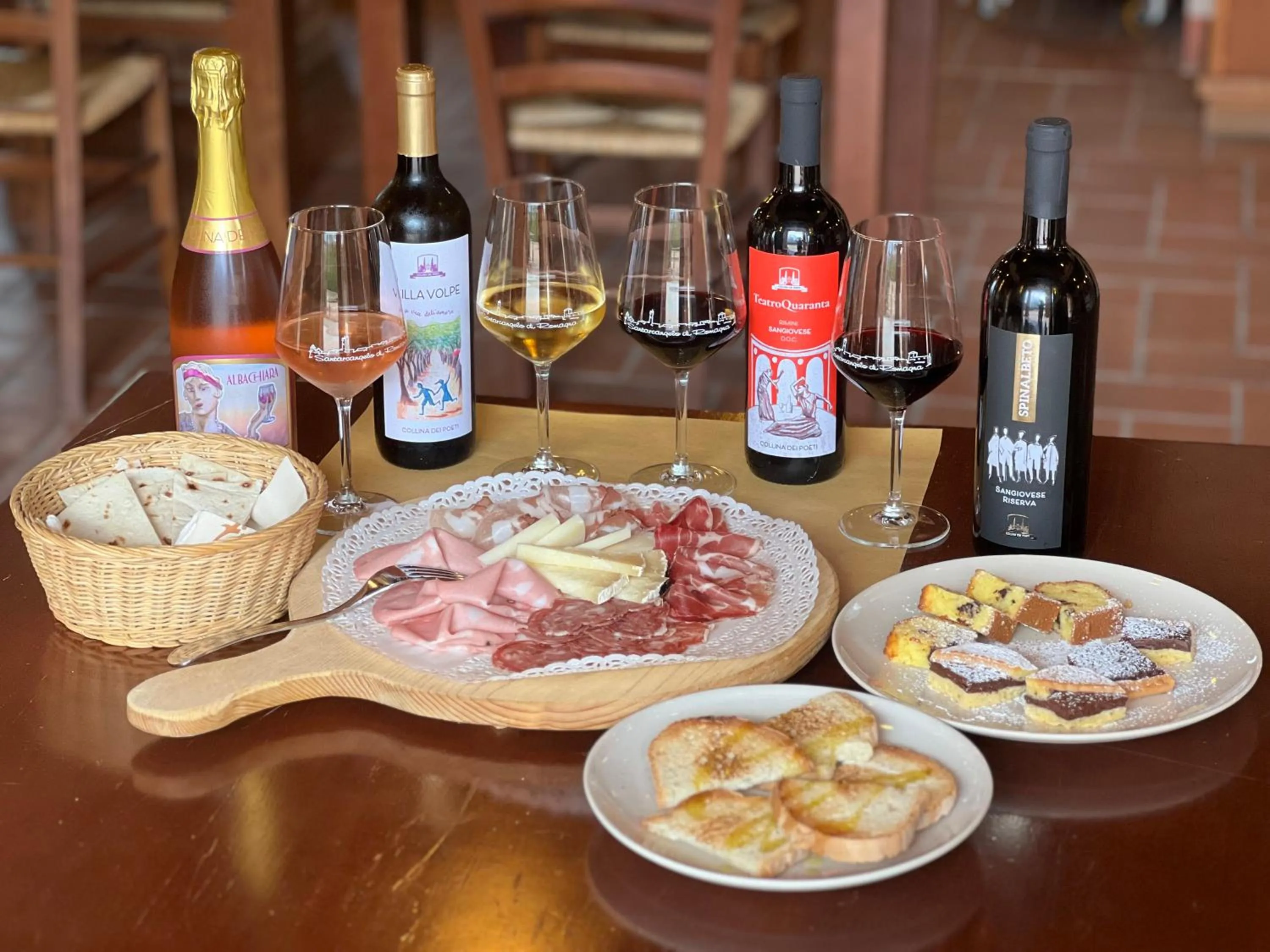 Restaurant/places to eat in Collina dei Poeti