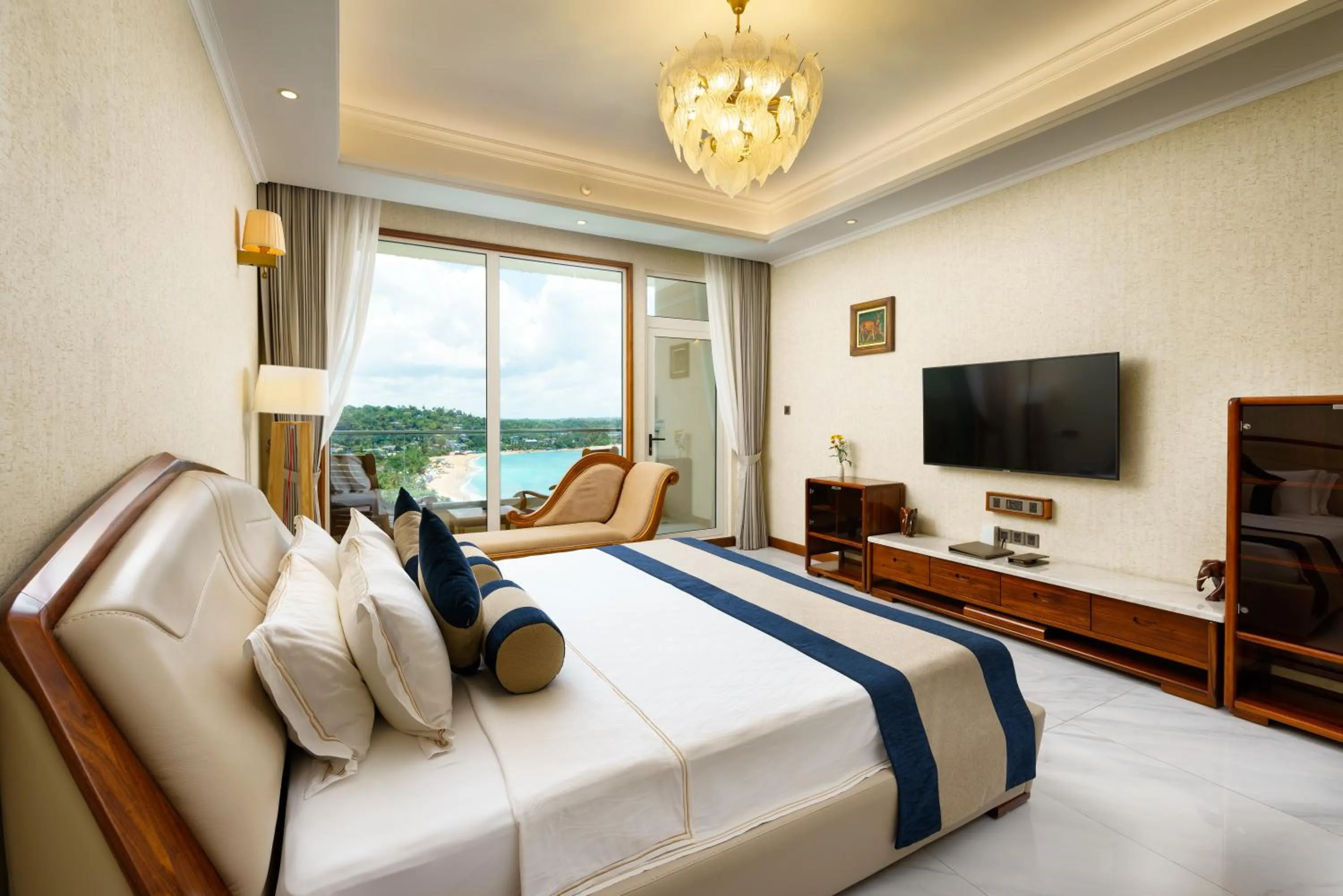 Bedroom, Bed in Araliya Beach Resort & Spa Unawatuna- Where you meet the sea all year