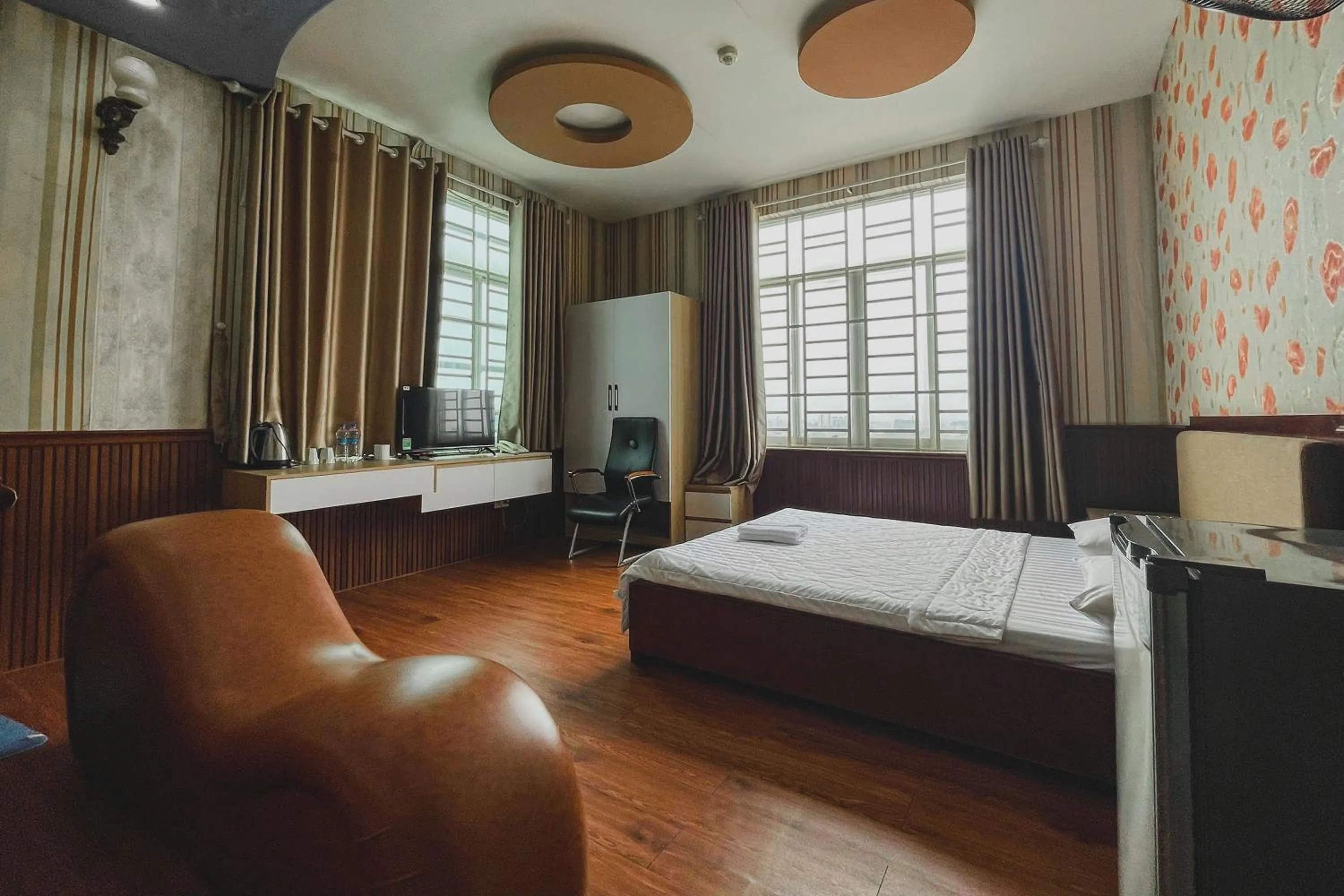 Bedroom, Bed in Sky Hotel