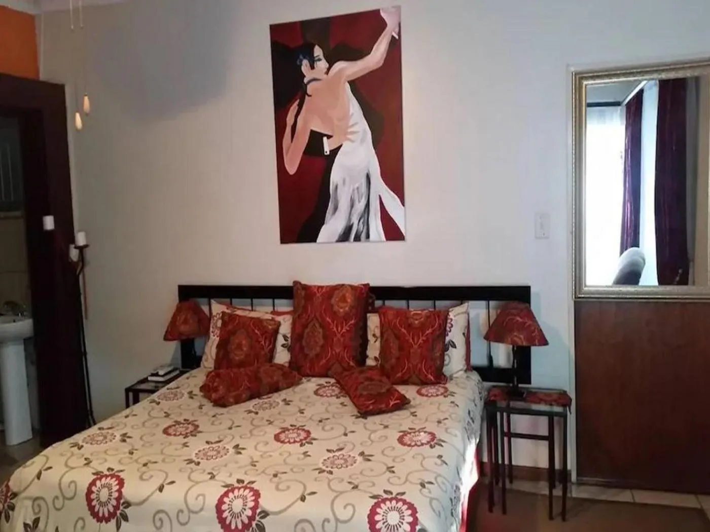 Bed in Country Blue Luxury Guest House