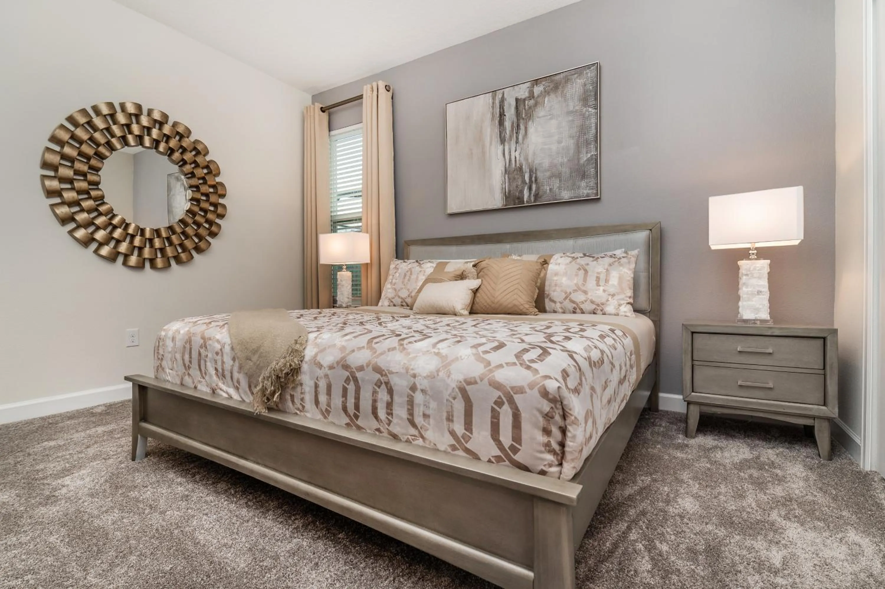 Bed in Villa wPrivate Pool &Themed Rooms, near Disney