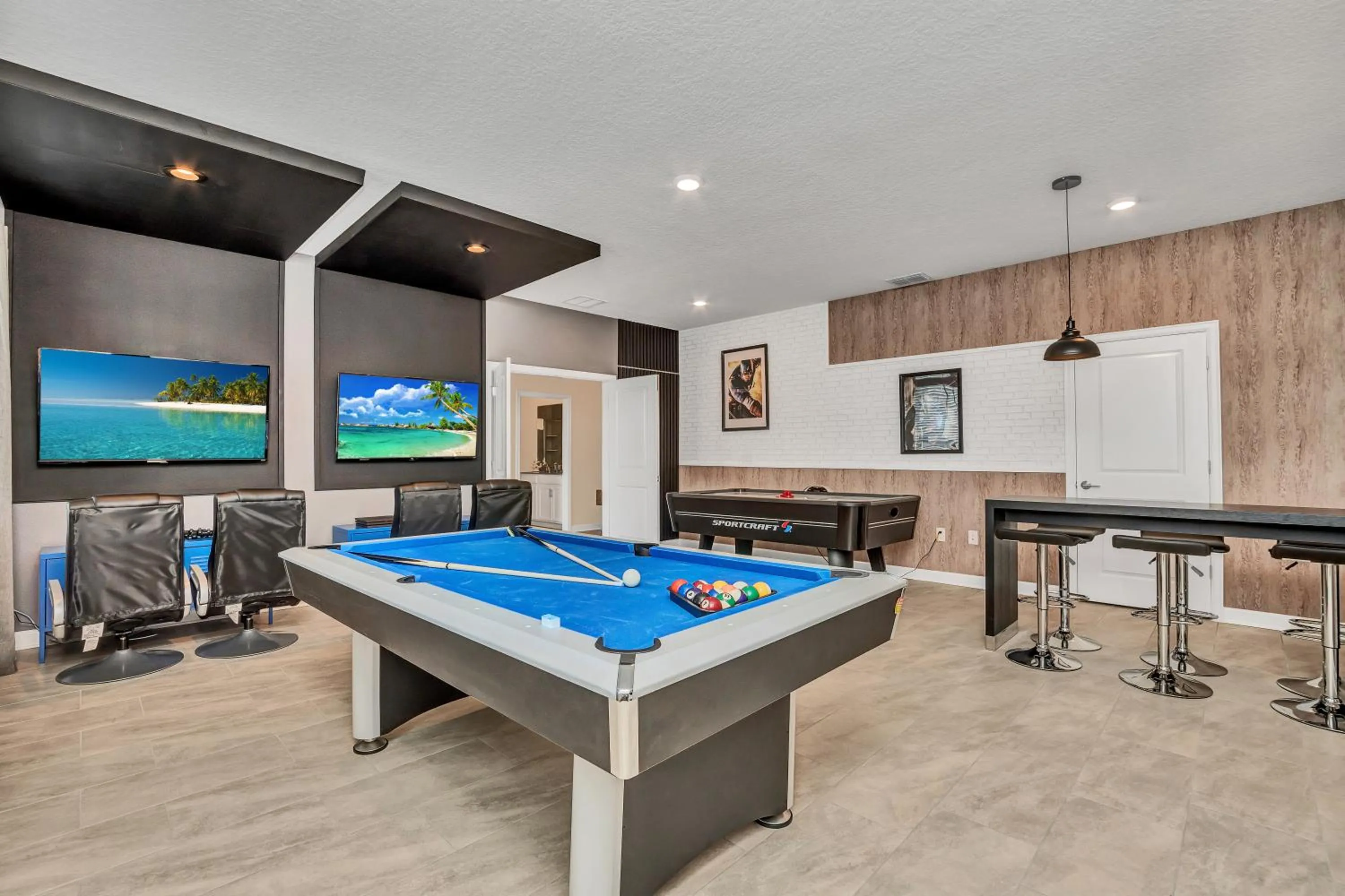 Game Room in VILLA wPrivate Pool & Game Room near Disney