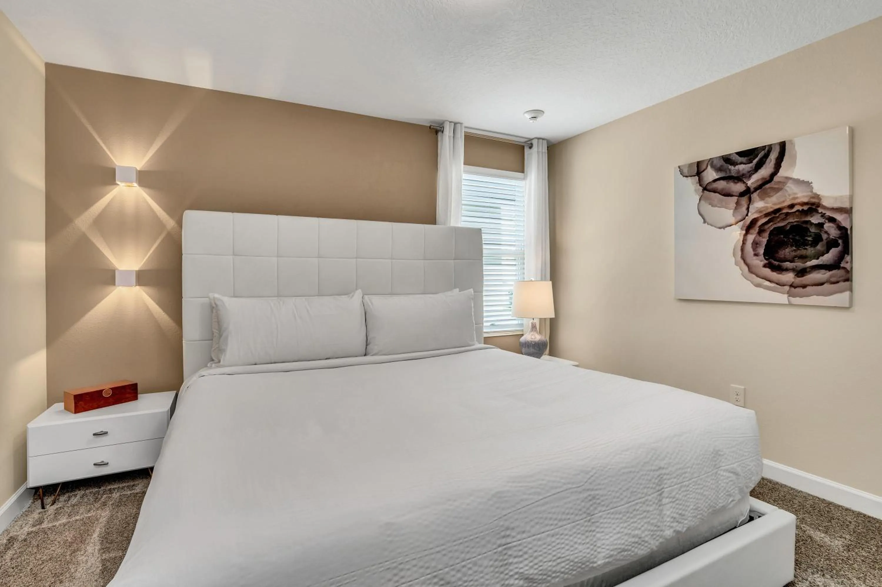 Bed in VILLA wPrivate Pool & Game Room near Disney