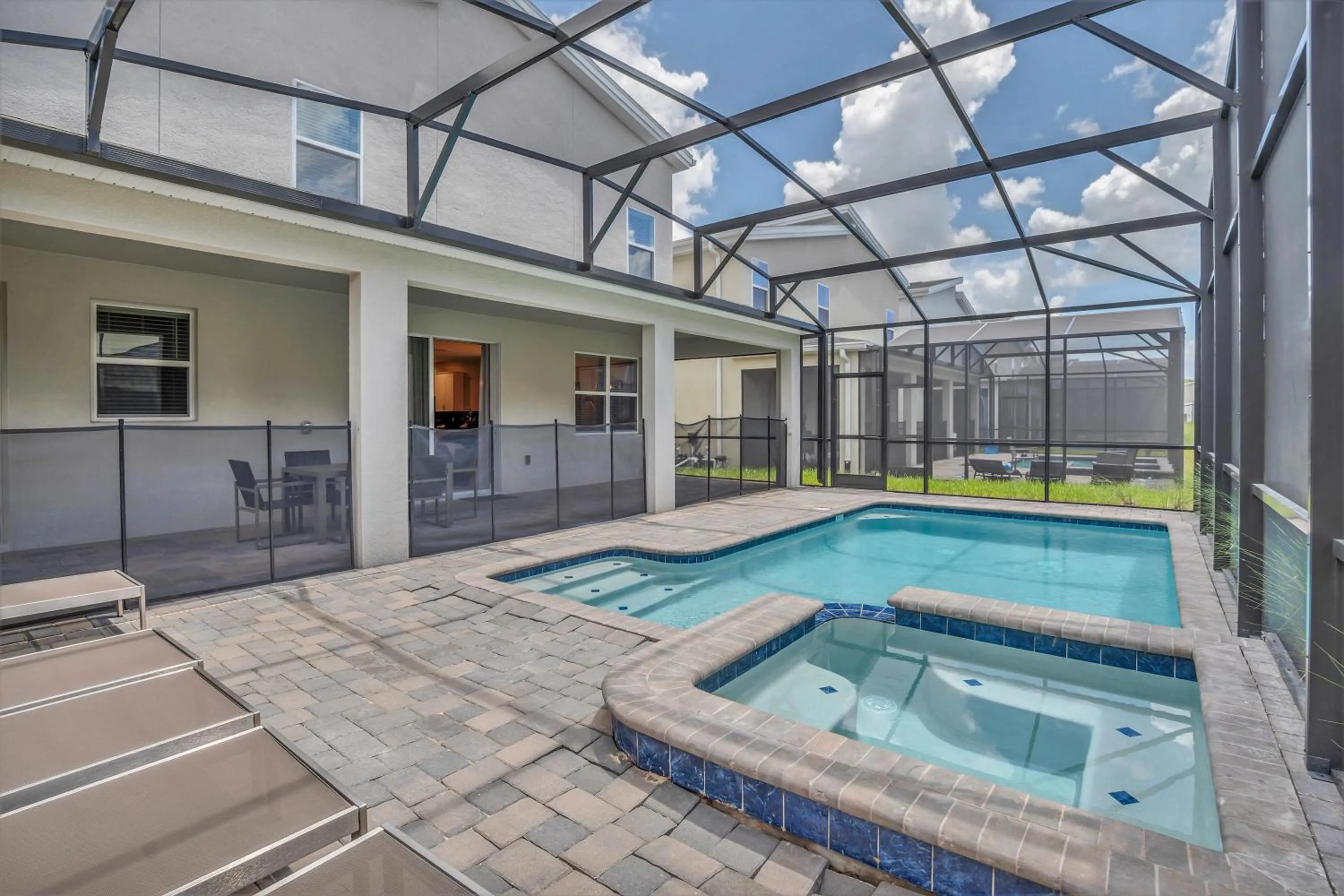 VILLA wPrivate Pool & Game Room near Disney