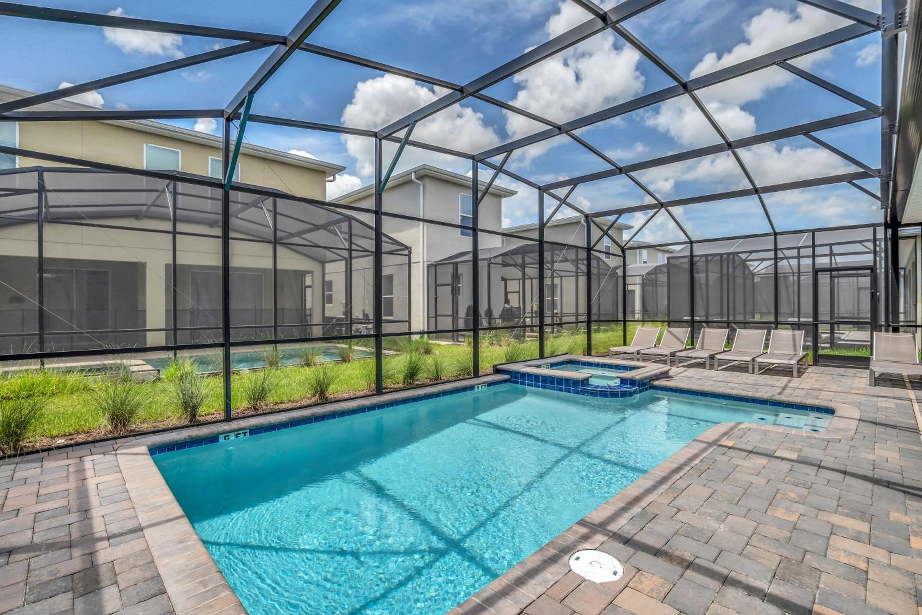 VILLA wPrivate Pool & Game Room near Disney