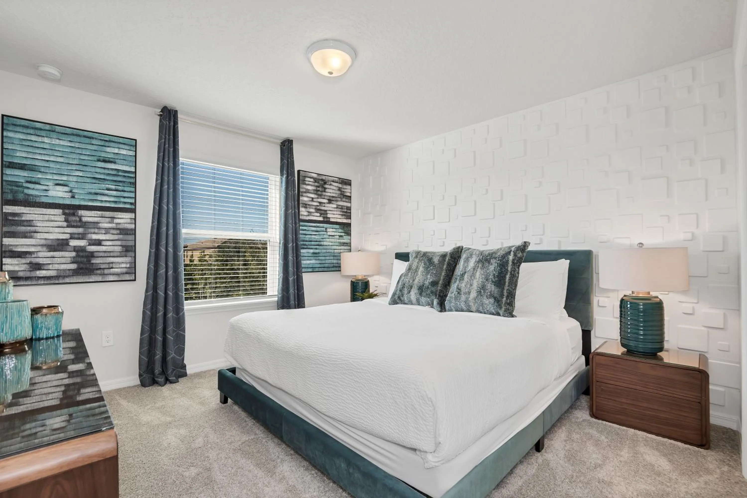 Bed in Private Pool Villa wPool Table, On-Site WaterPark