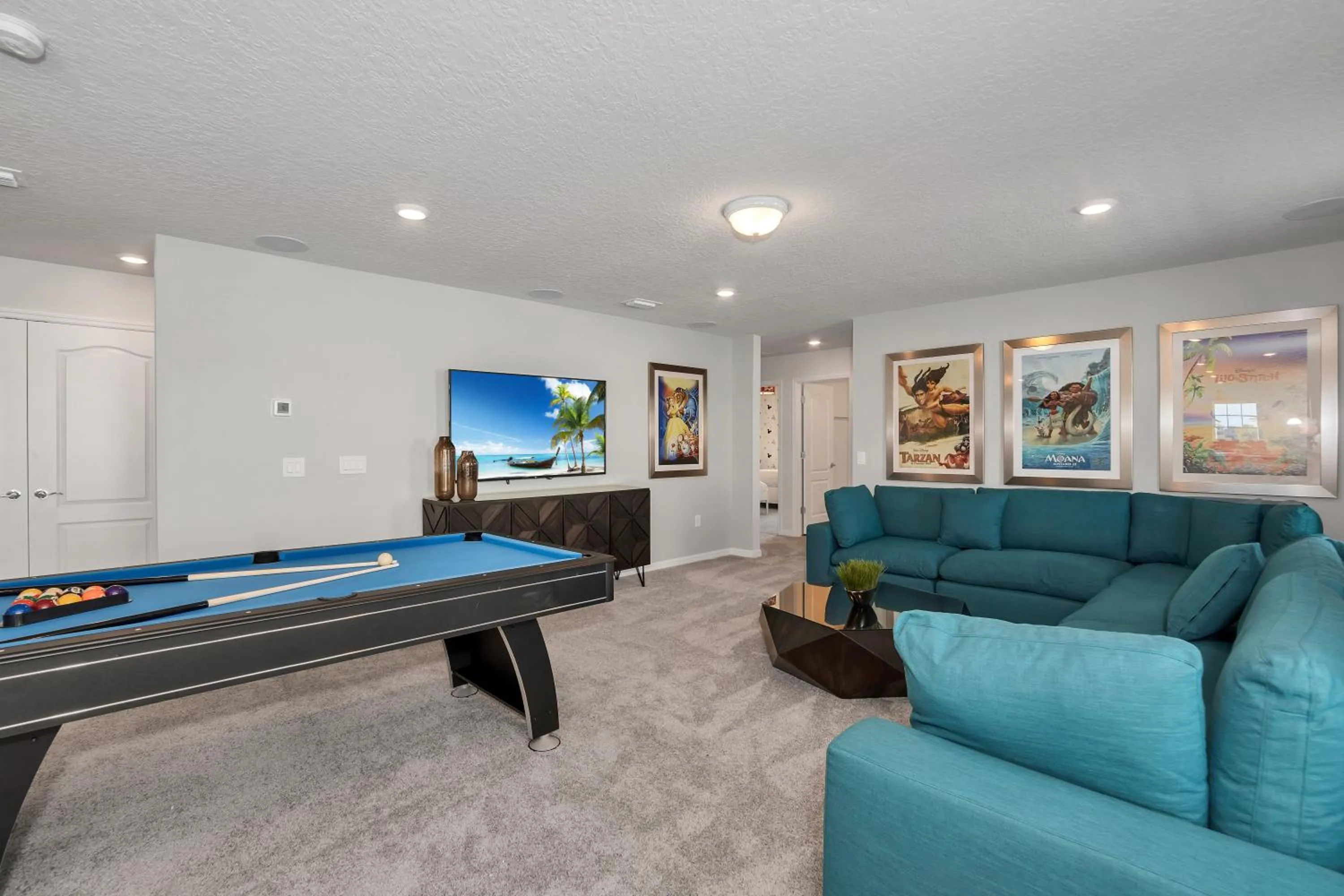 Private Pool Villa wPool Table, On-Site WaterPark