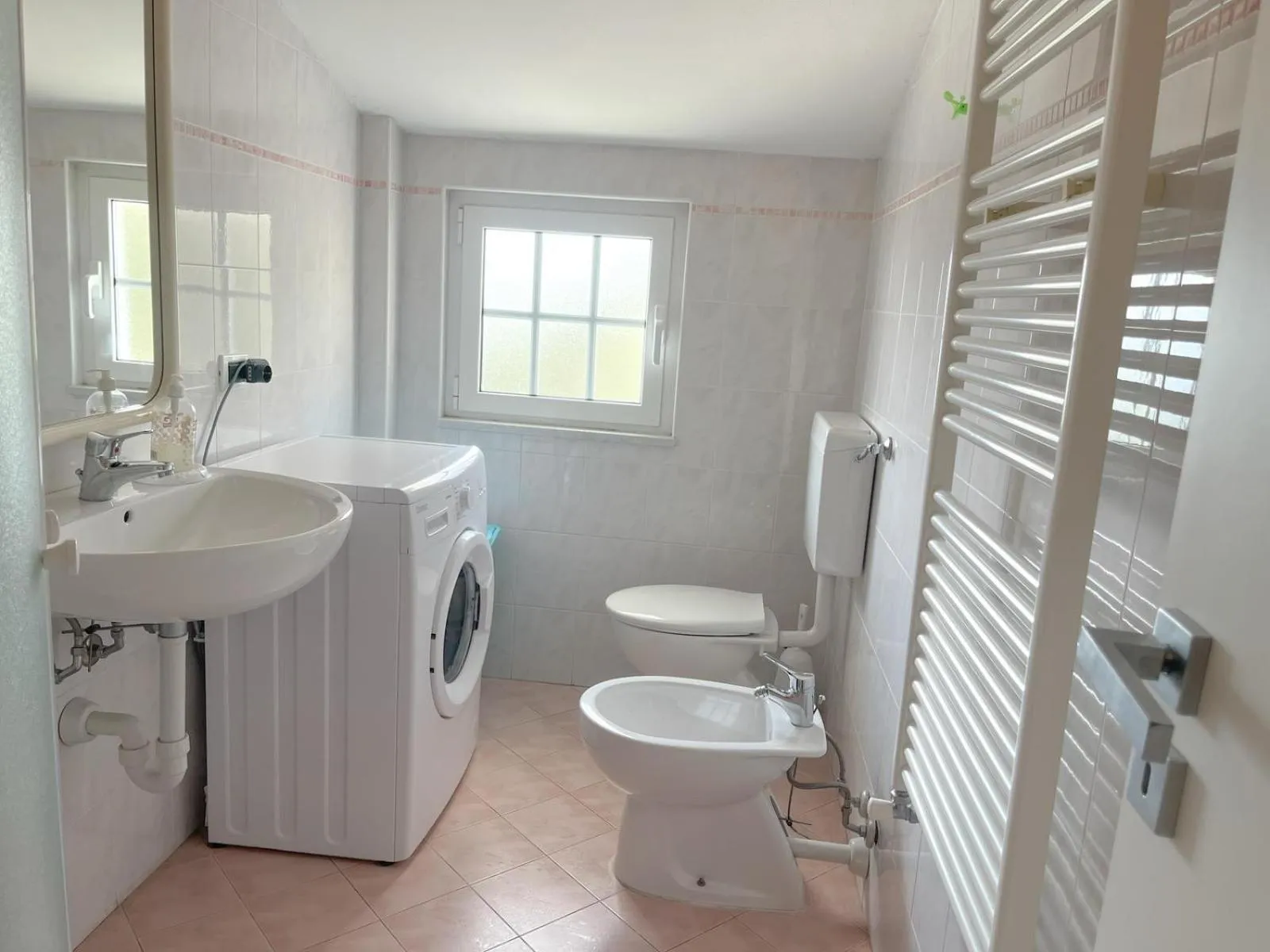 Toilet in VILLA FELICE