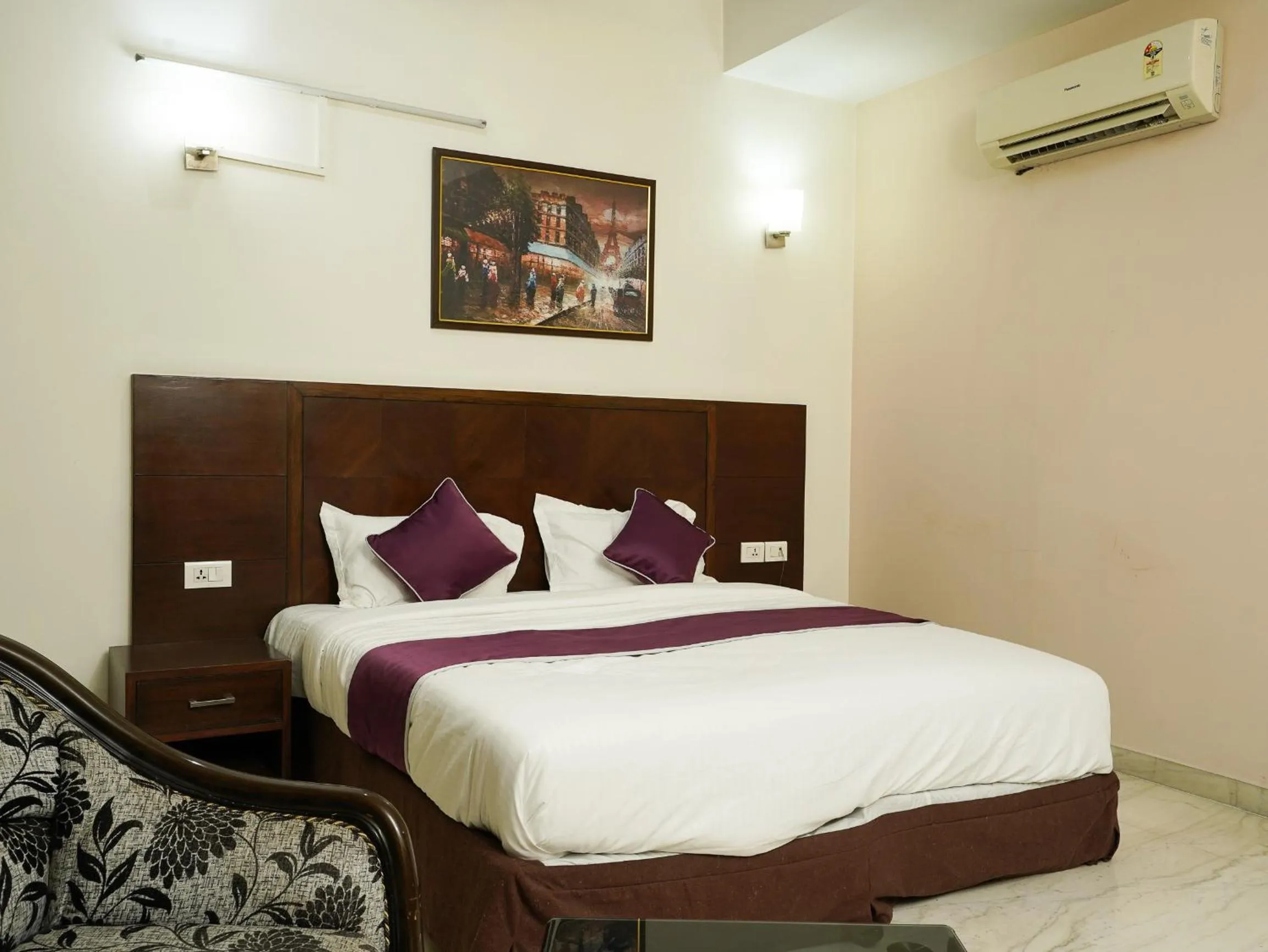 Bed in Lime Tree Hotel Sushant Lok Gurgaon Sector 29 Next to IFFCO CHOWK metro