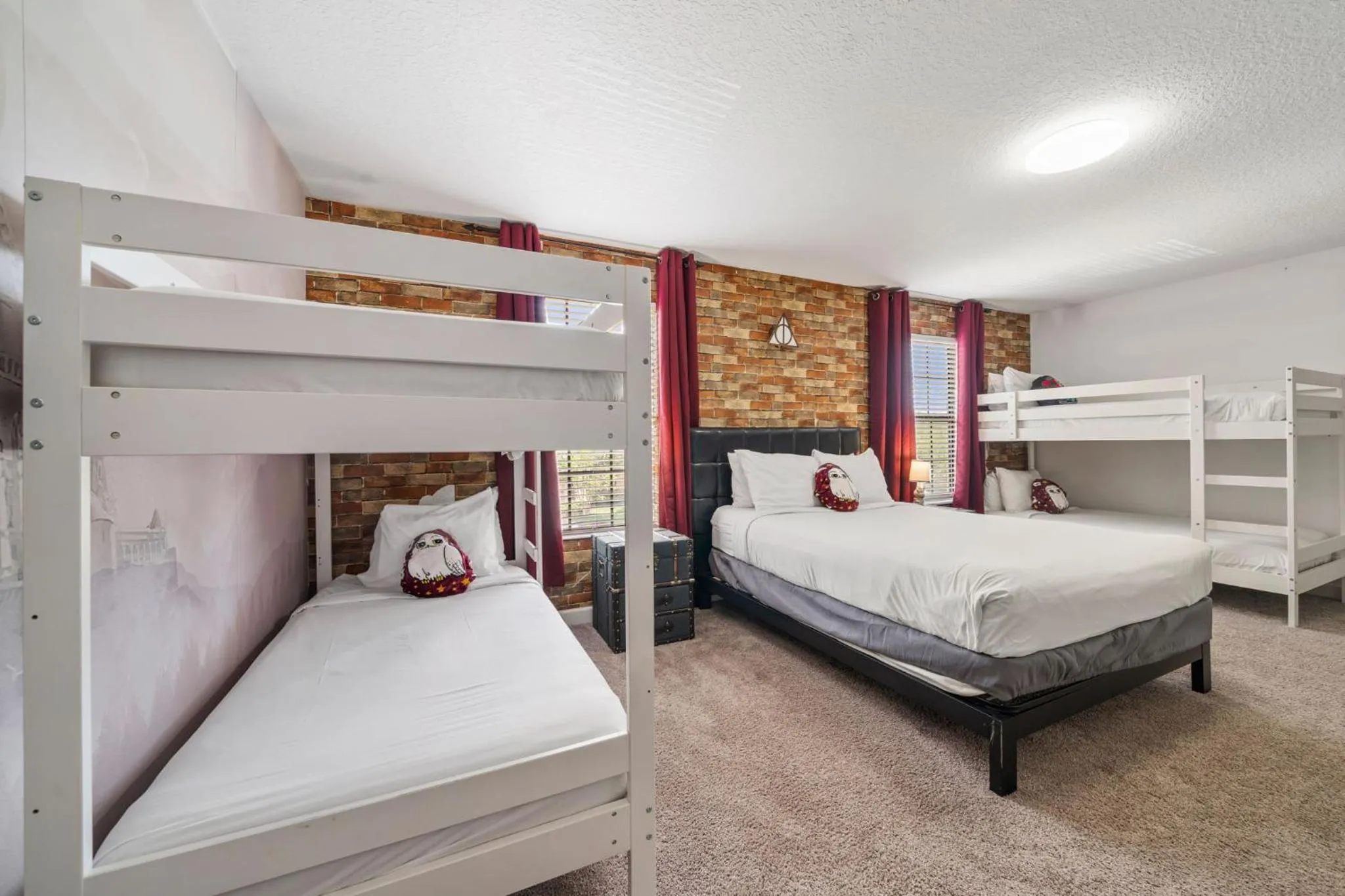 Other, Bed in GIANT Villa wPrivate Pool&Spa, Game Room, & More