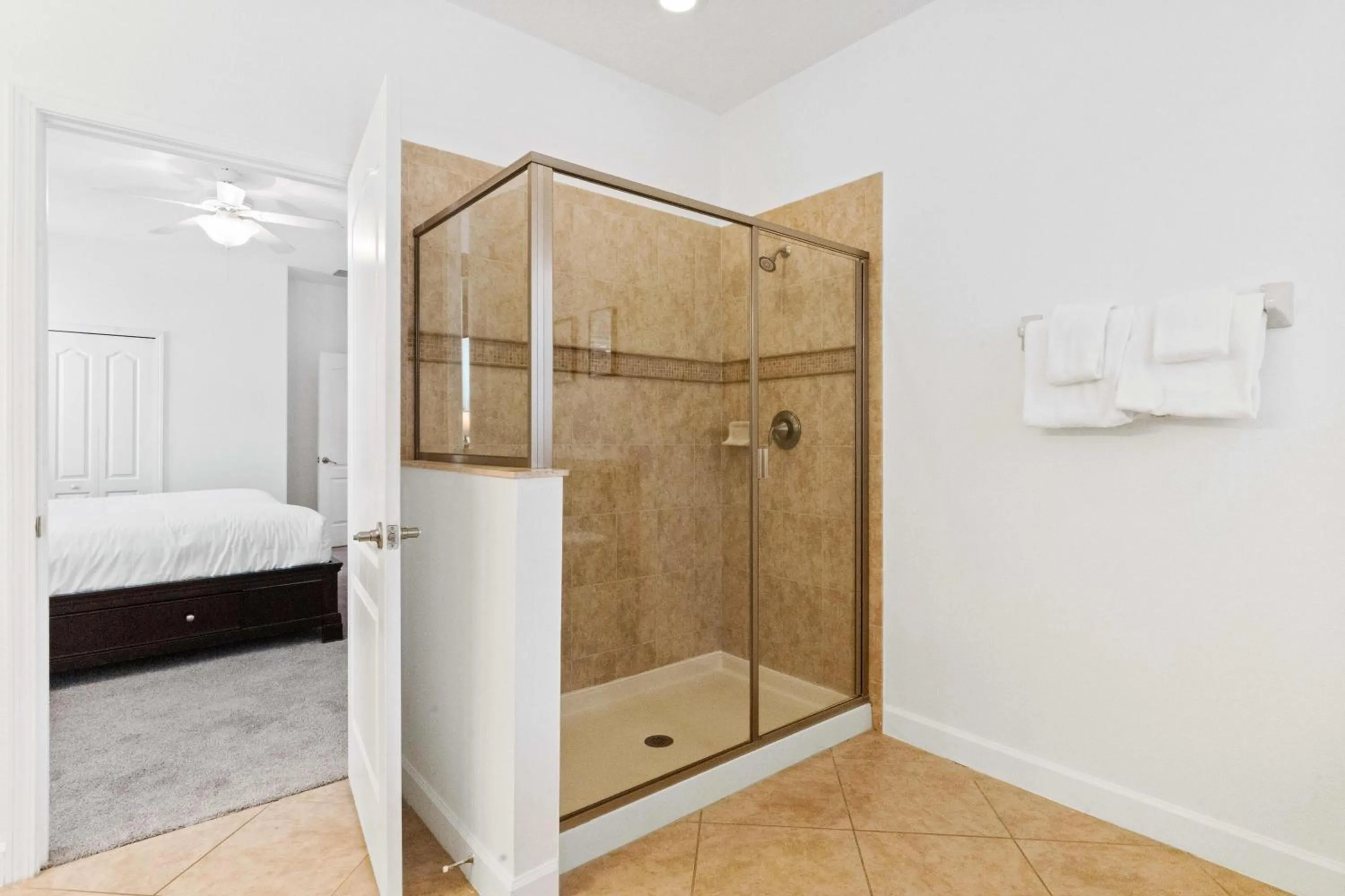 Other, Bed in GIANT Villa wPrivate Pool&Spa, Game Room, & More