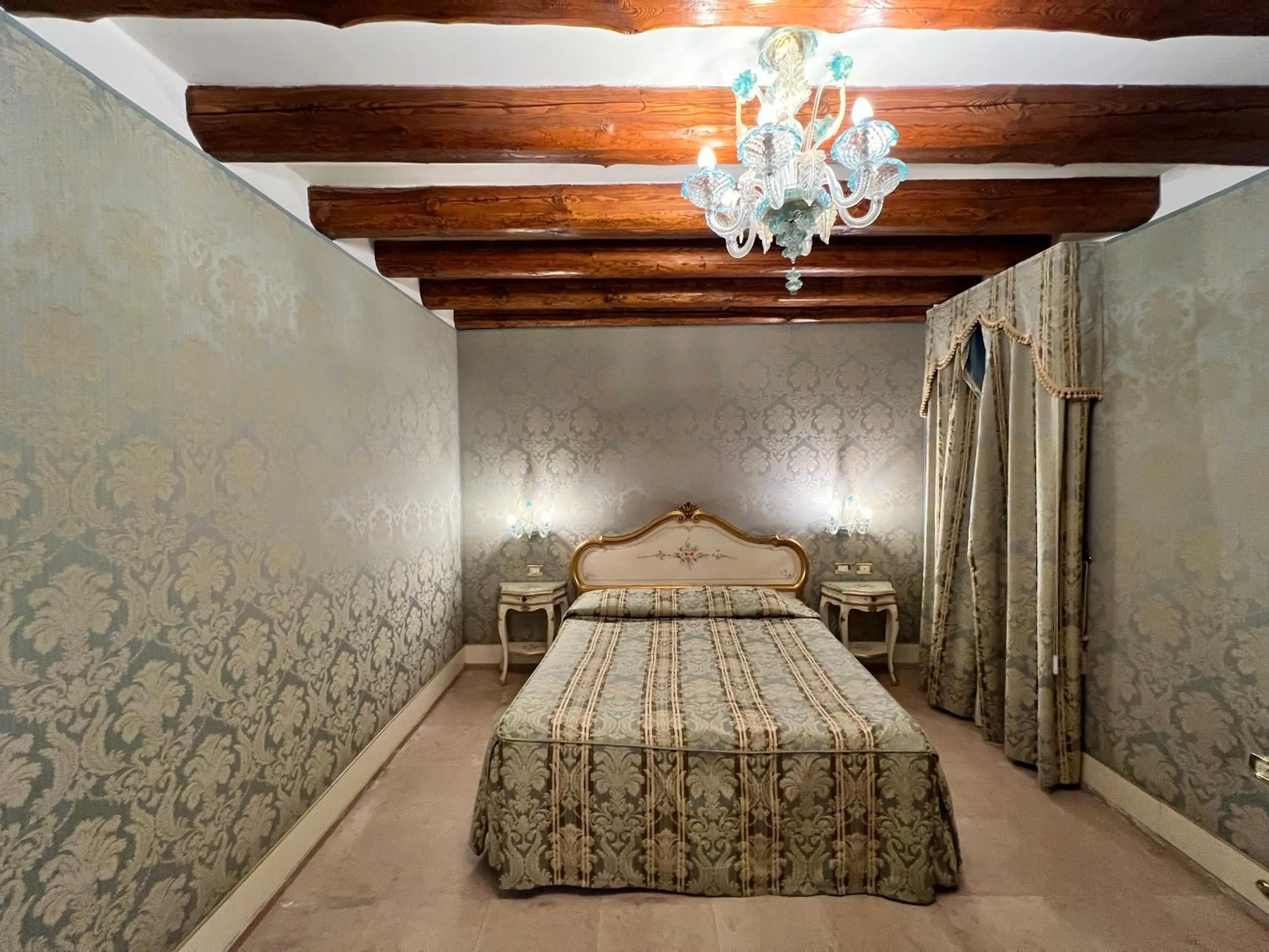 Bedroom, Bed in Hotel Ca' Dogaressa