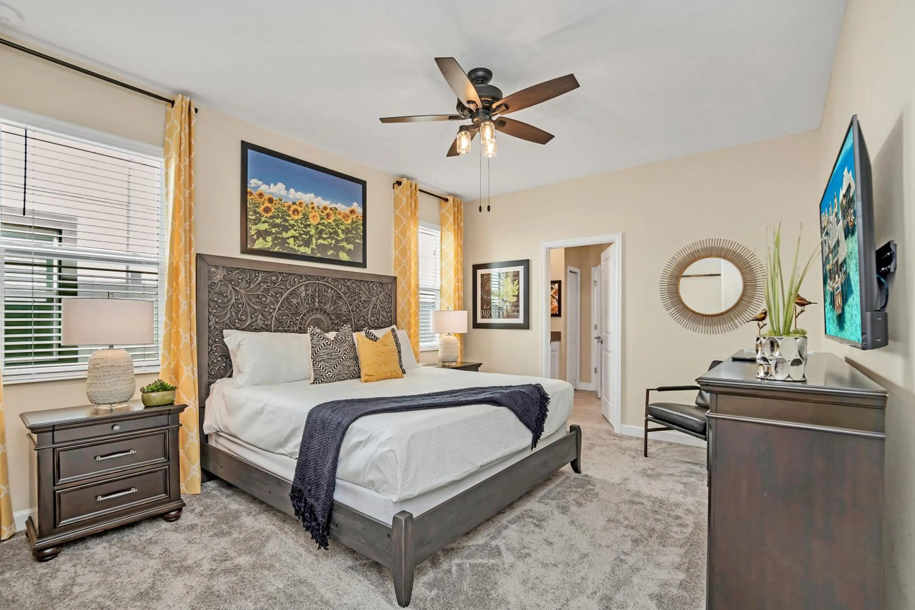 Bed in LARGE Villa, Private PoolGAME ROOMMovie Theater