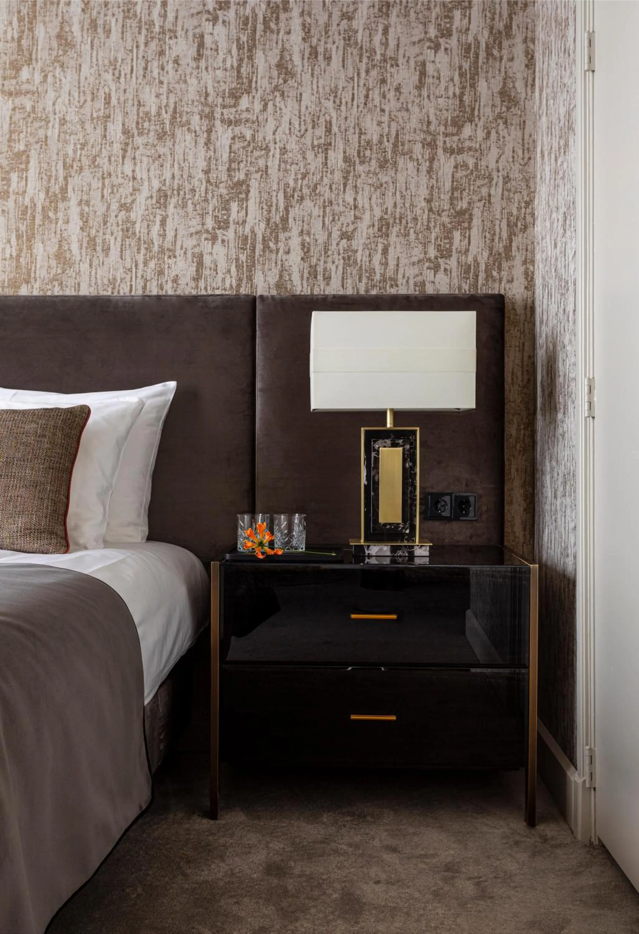 Property building, Bed in Poorter Boutique Hotel Brielle