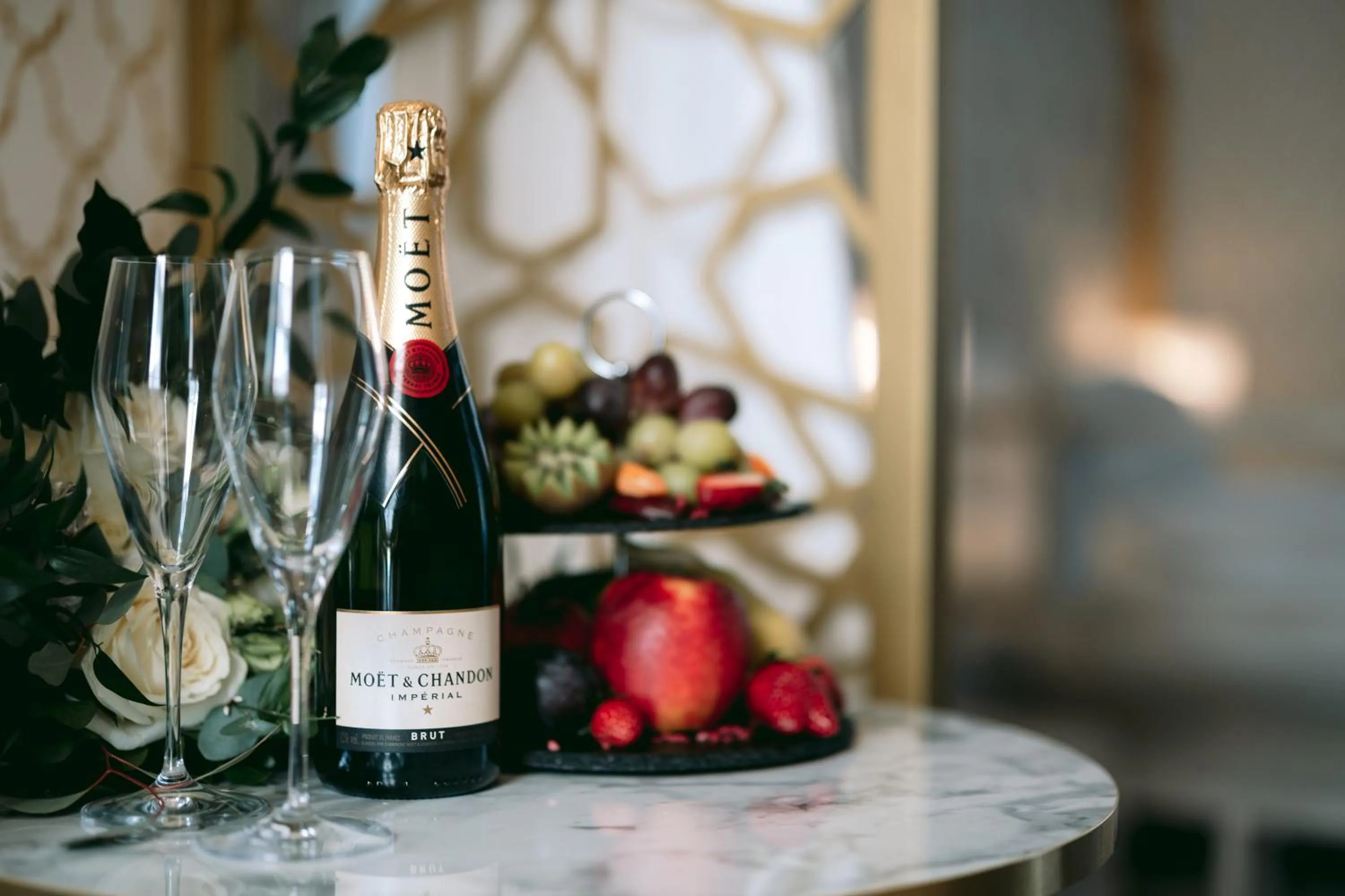 wedding in 1552 Boutique Hotel