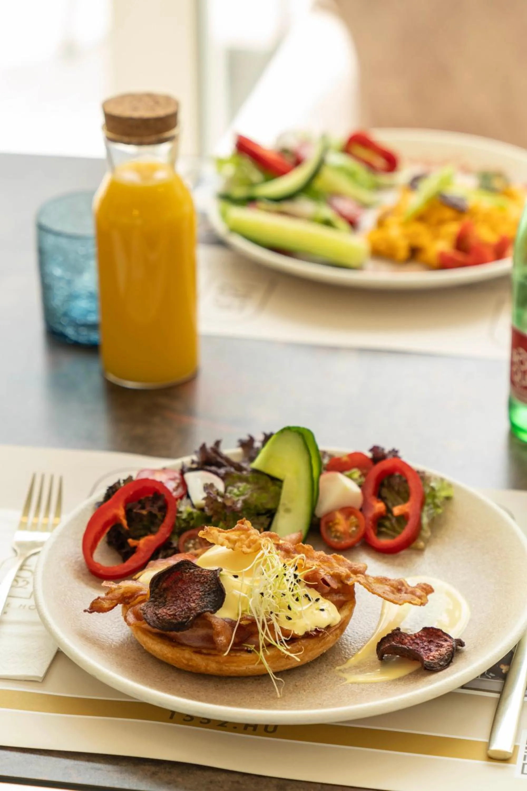 Breakfast in 1552 Boutique Hotel