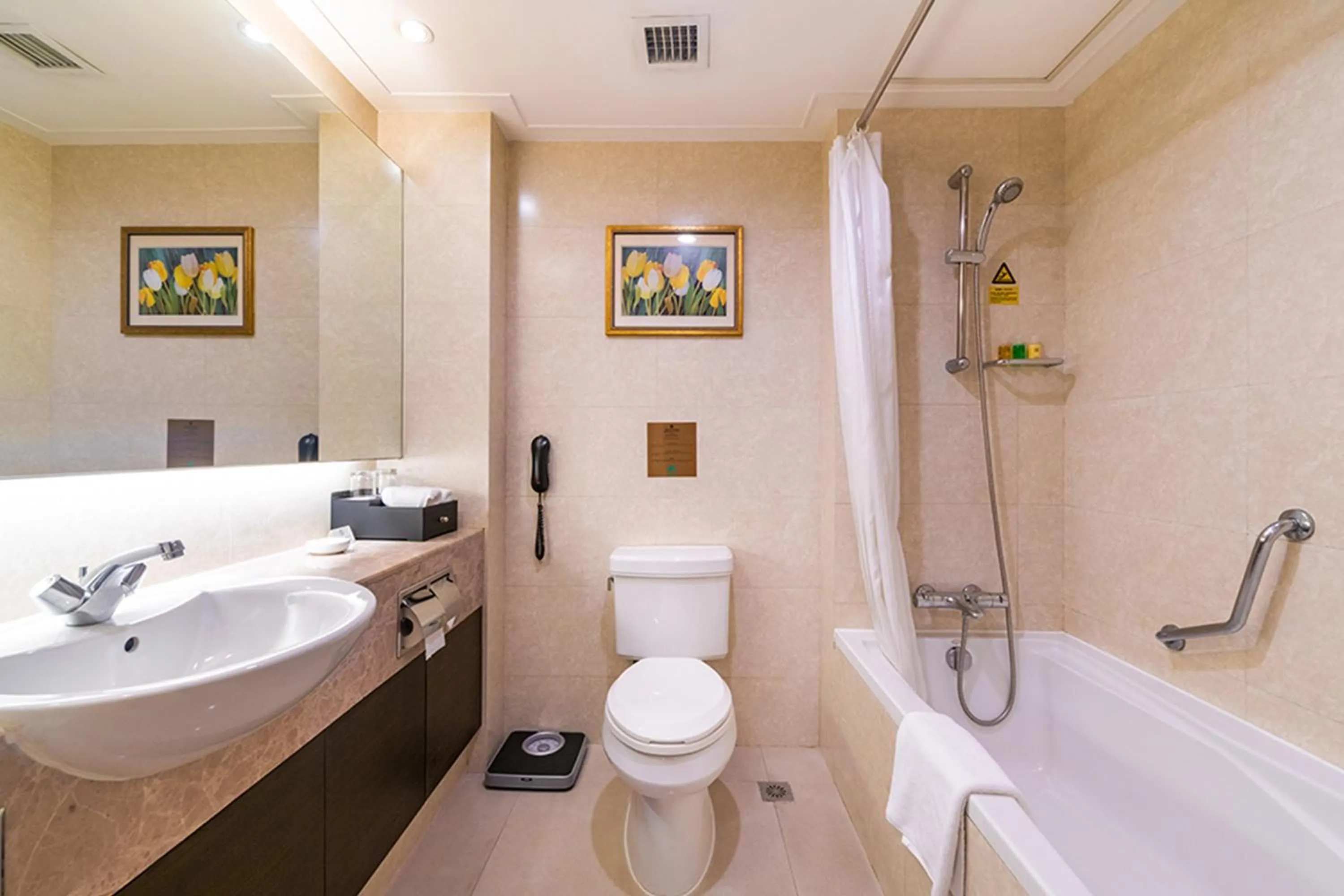 Bathroom in Millennium Harbourview Hotel Xiamen