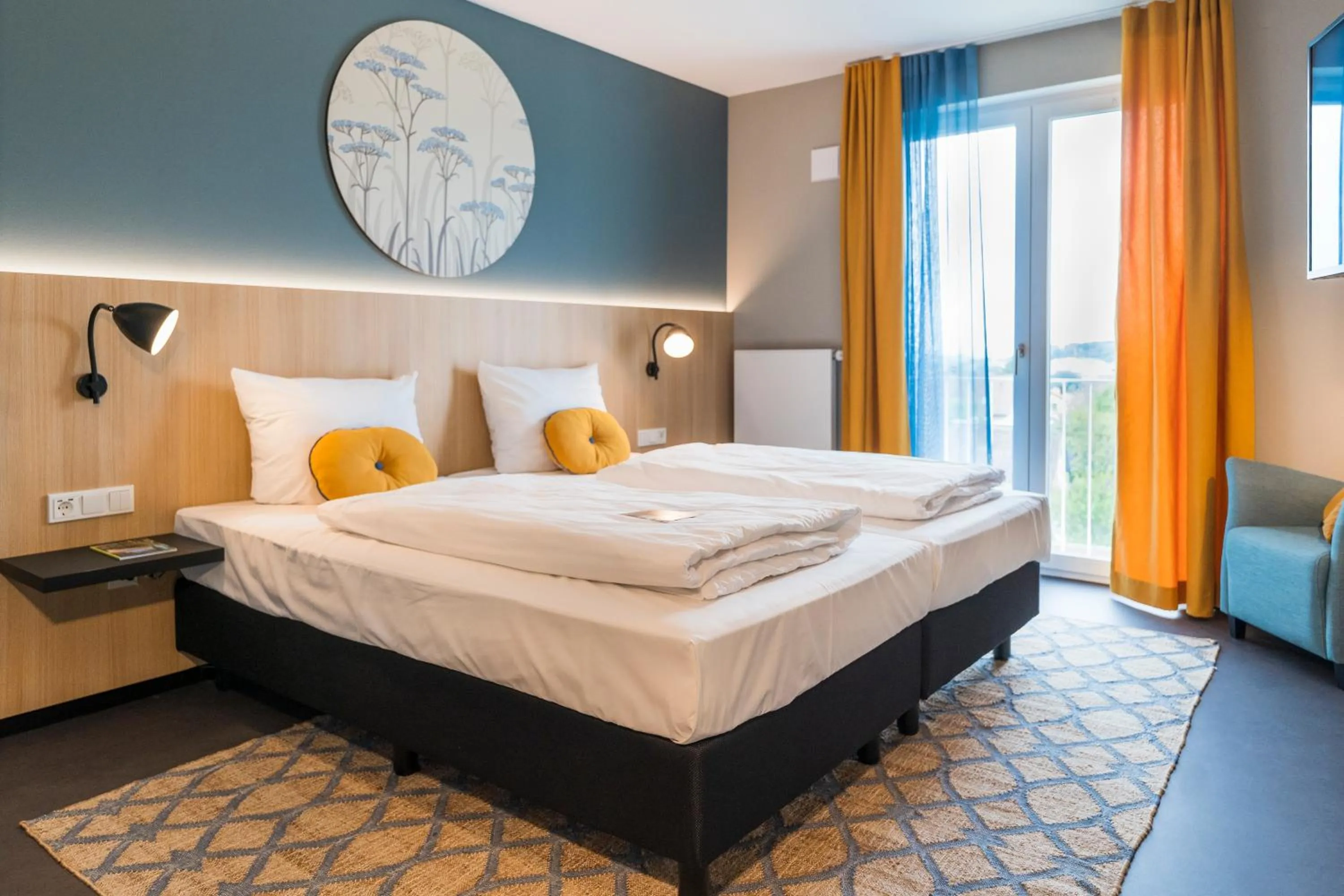 Photo of the whole room, Bed in KONCEPT HOTEL Neue Horizonte