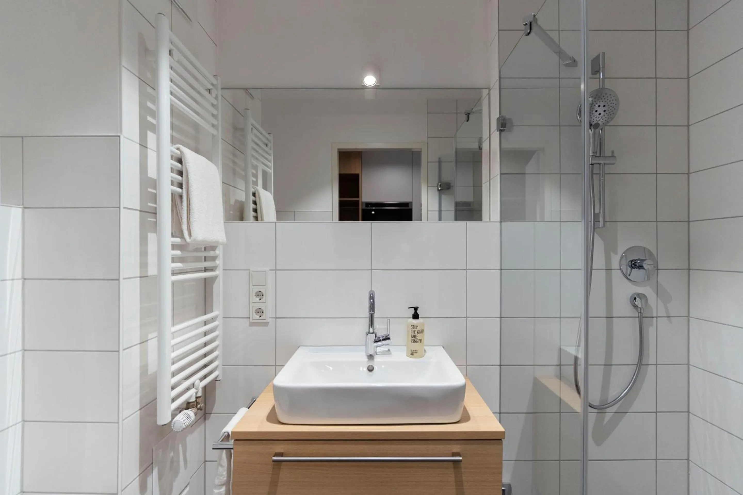 Bathroom in KONCEPT HOTEL Neue Horizonte
