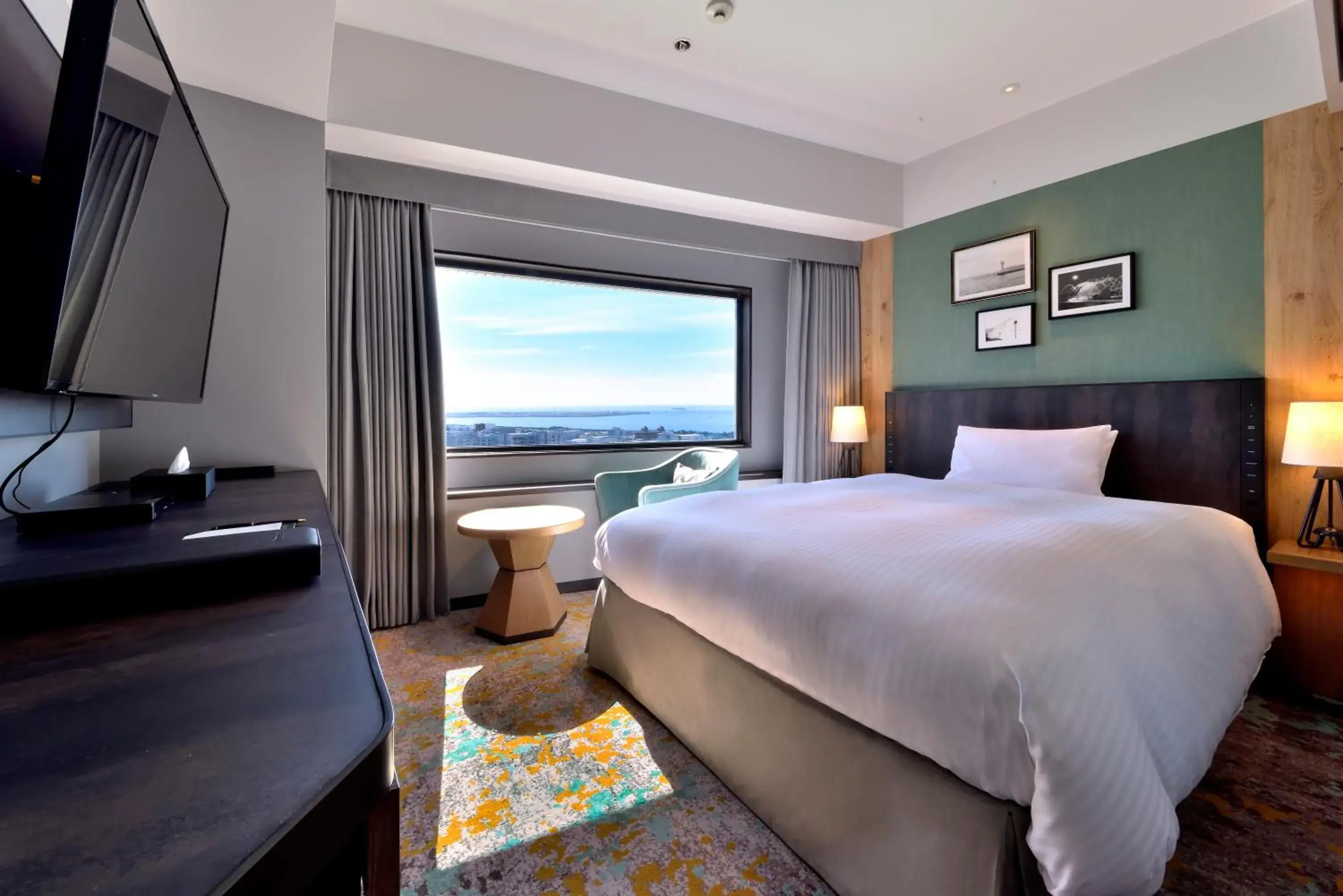 Main Building 24F Premier Floor Small Double Room in Kobe Portopia Hotel Main Building 24F Premier Floor Small Double Room in Kobe Portopia Hotel