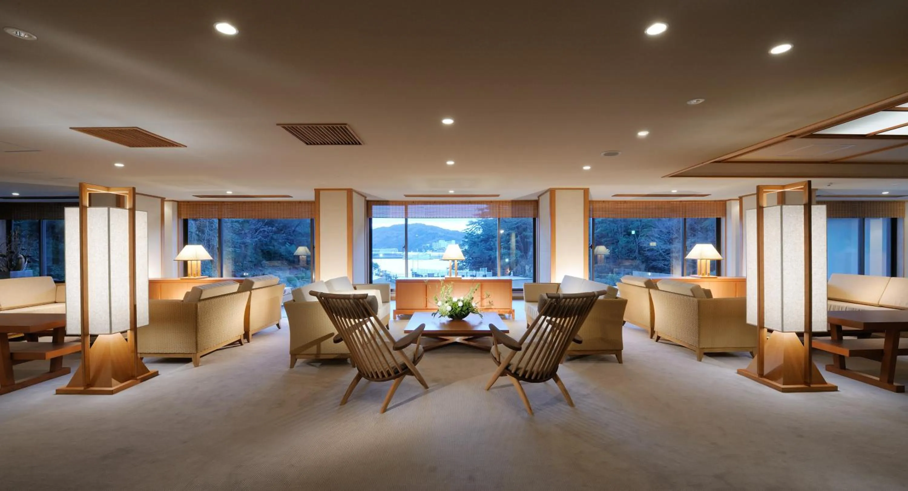 Lounge or bar in Toba International Hotel Shiojitei