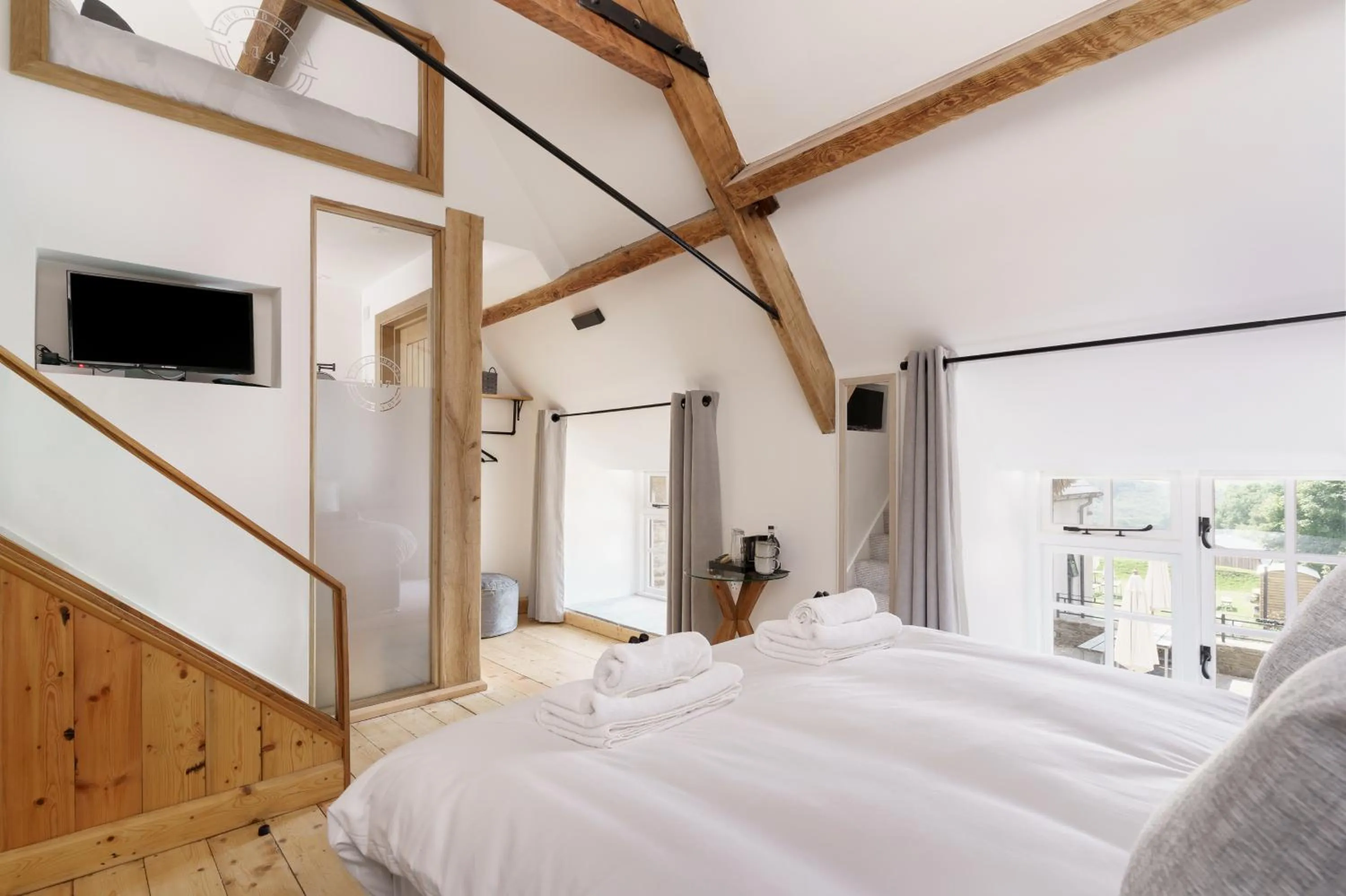 Bed in The Old House 1147