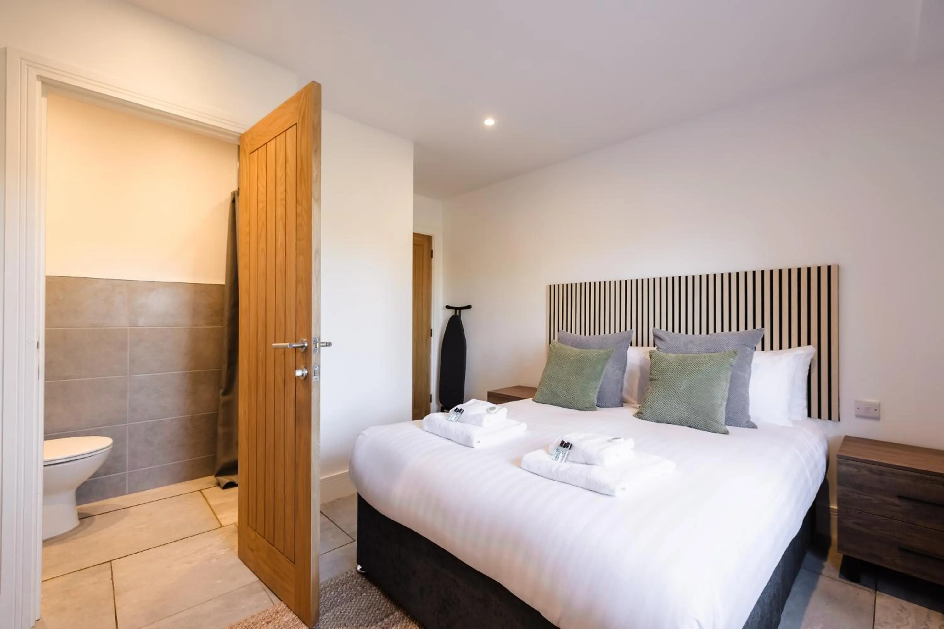 Bed in The Old House 1147