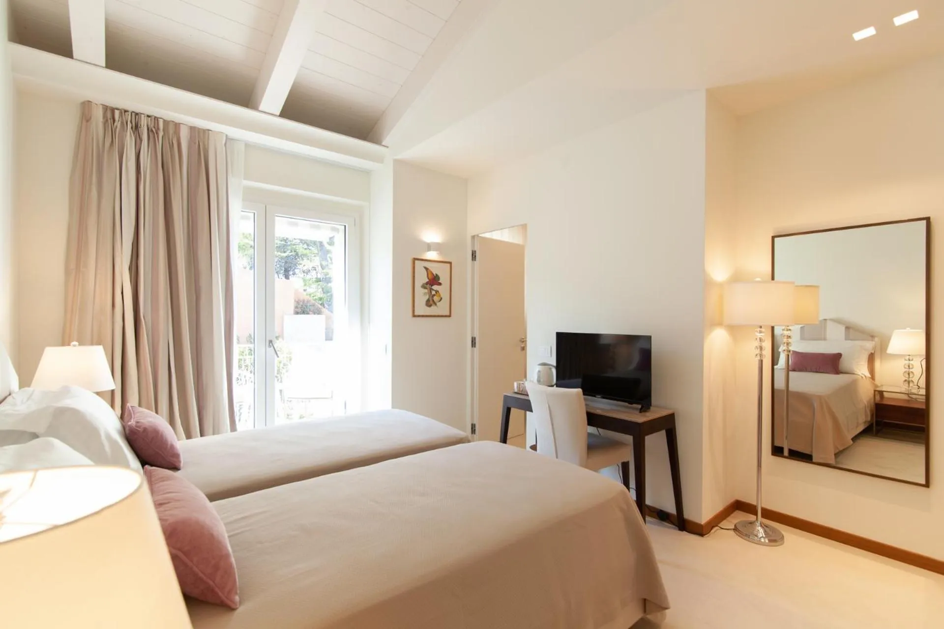 Photo of the whole room, Bed in Villa Francesca Relais