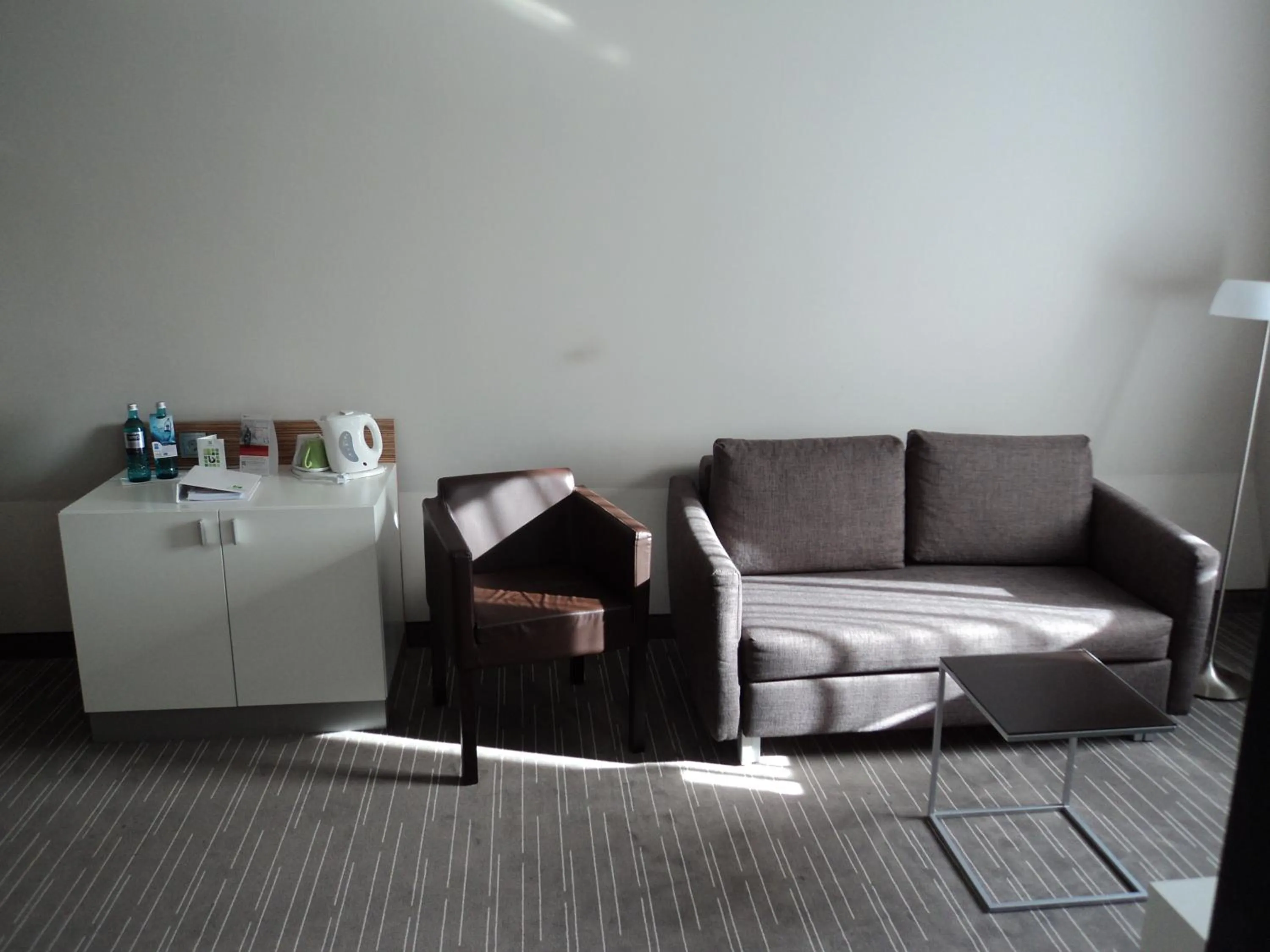 Seating area in Holiday Inn Leipzig Günthersdorf