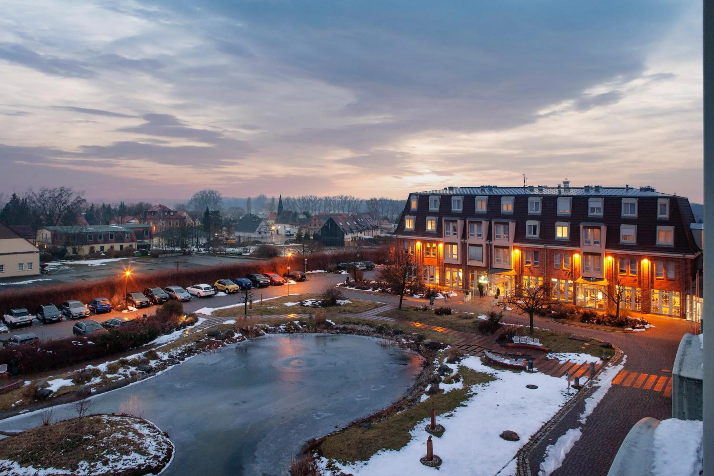 Property building in Holiday Inn Leipzig Günthersdorf